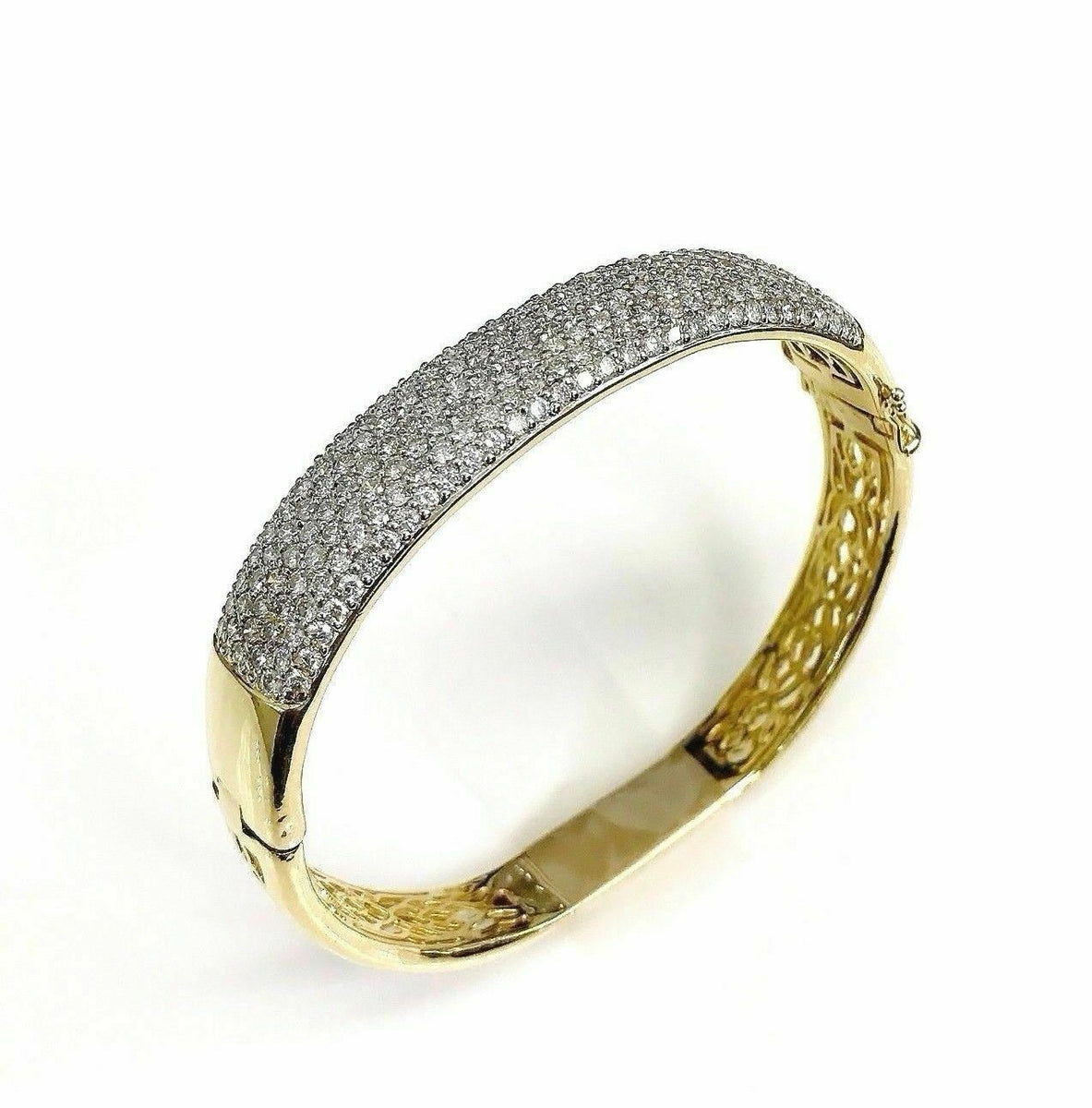 $29,950 Retail 5.90 Carats t.w. 7 Row Diamond Bangle Bracelet 18K Yellow  Gold