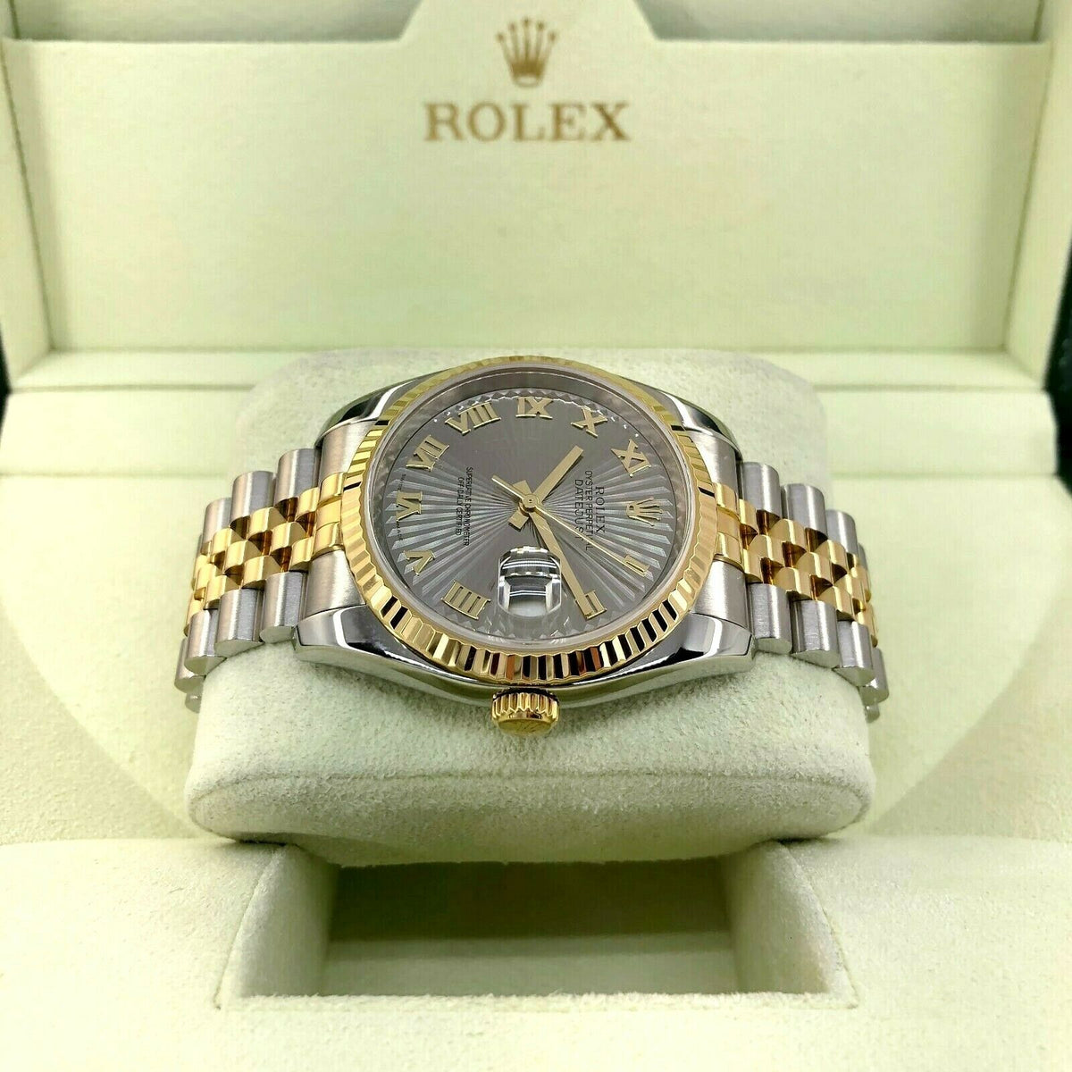 Rolex deals goldeneye dial