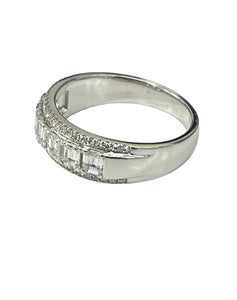 Baguettes and Round Brilliant Single Row Diamond Ring White Gold 14kt