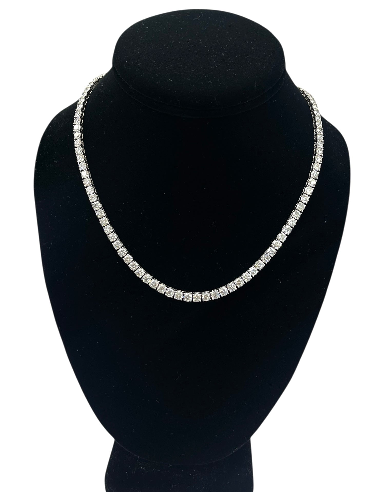 Round Brilliant Tennis Necklace Chain Straight Line 18kt White Gold