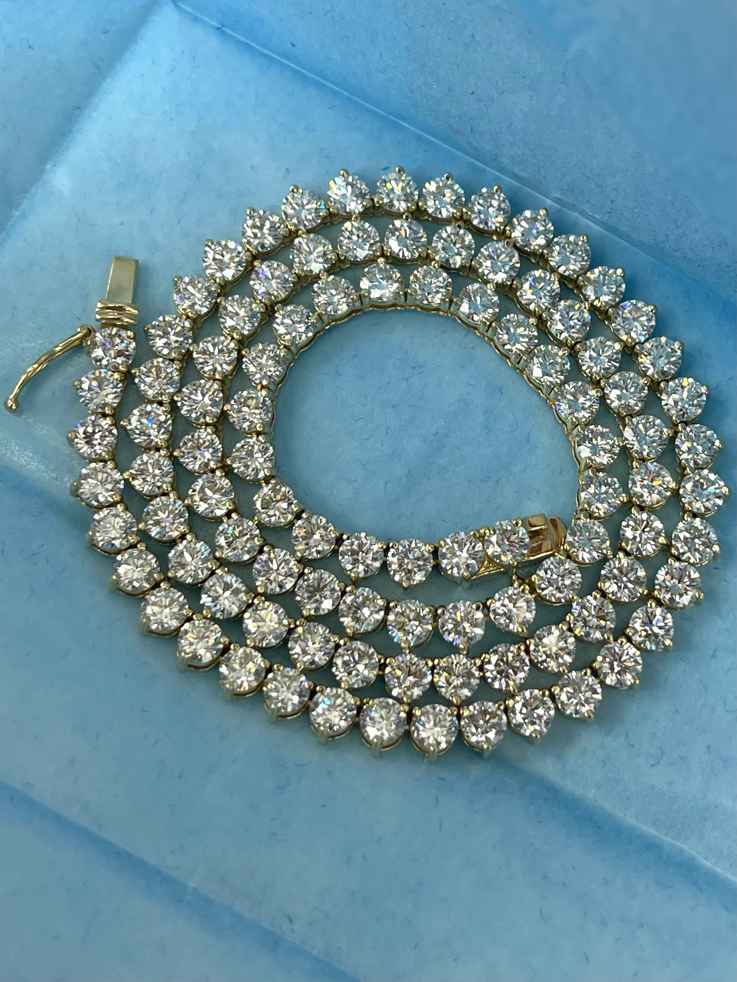 Round Brilliant Tennis Necklace Chain Three Prongs 18kt Yellow Gold