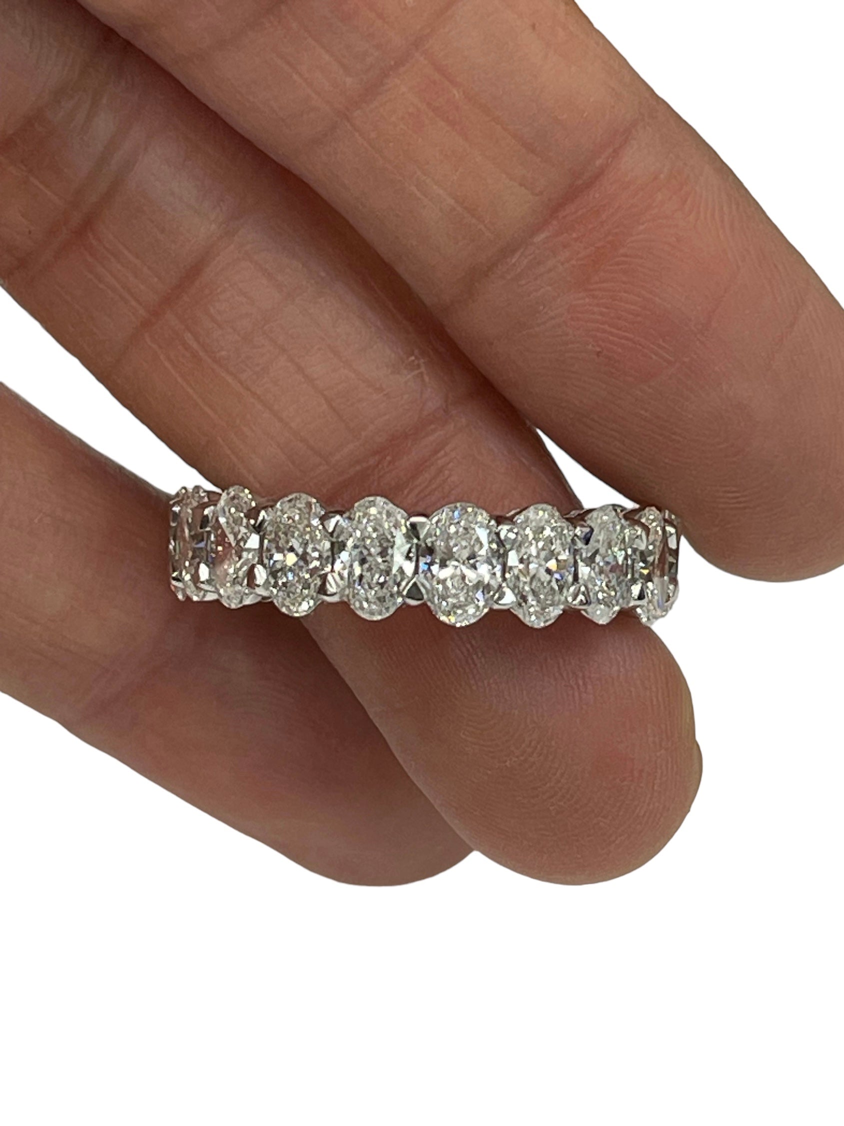 Oval Brilliant Eternity Diamond Ring White Gold 14kt