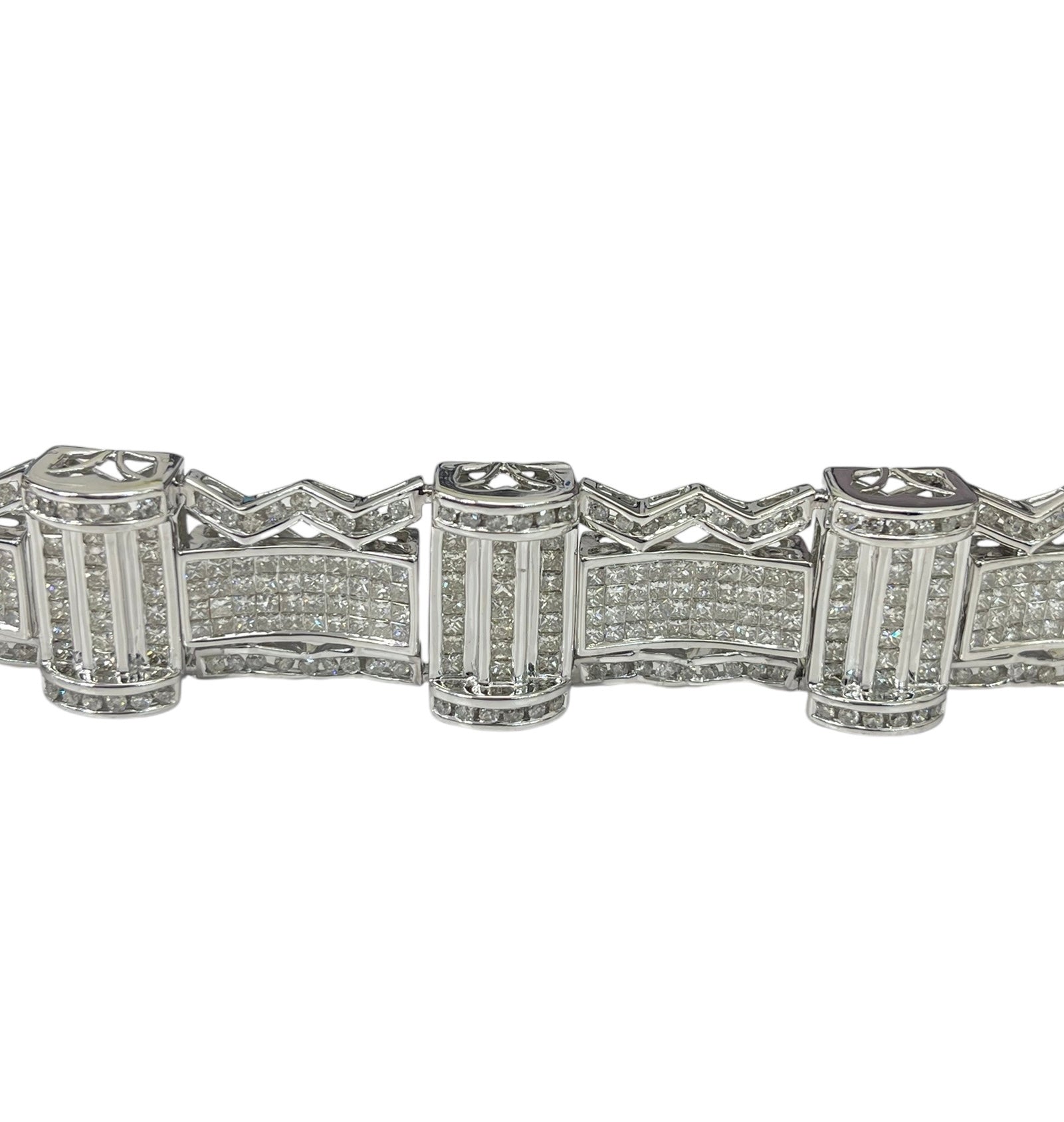 Invisible Set Princess Cut and Round Brilliant Diamond Bracelet Unisex 14kt