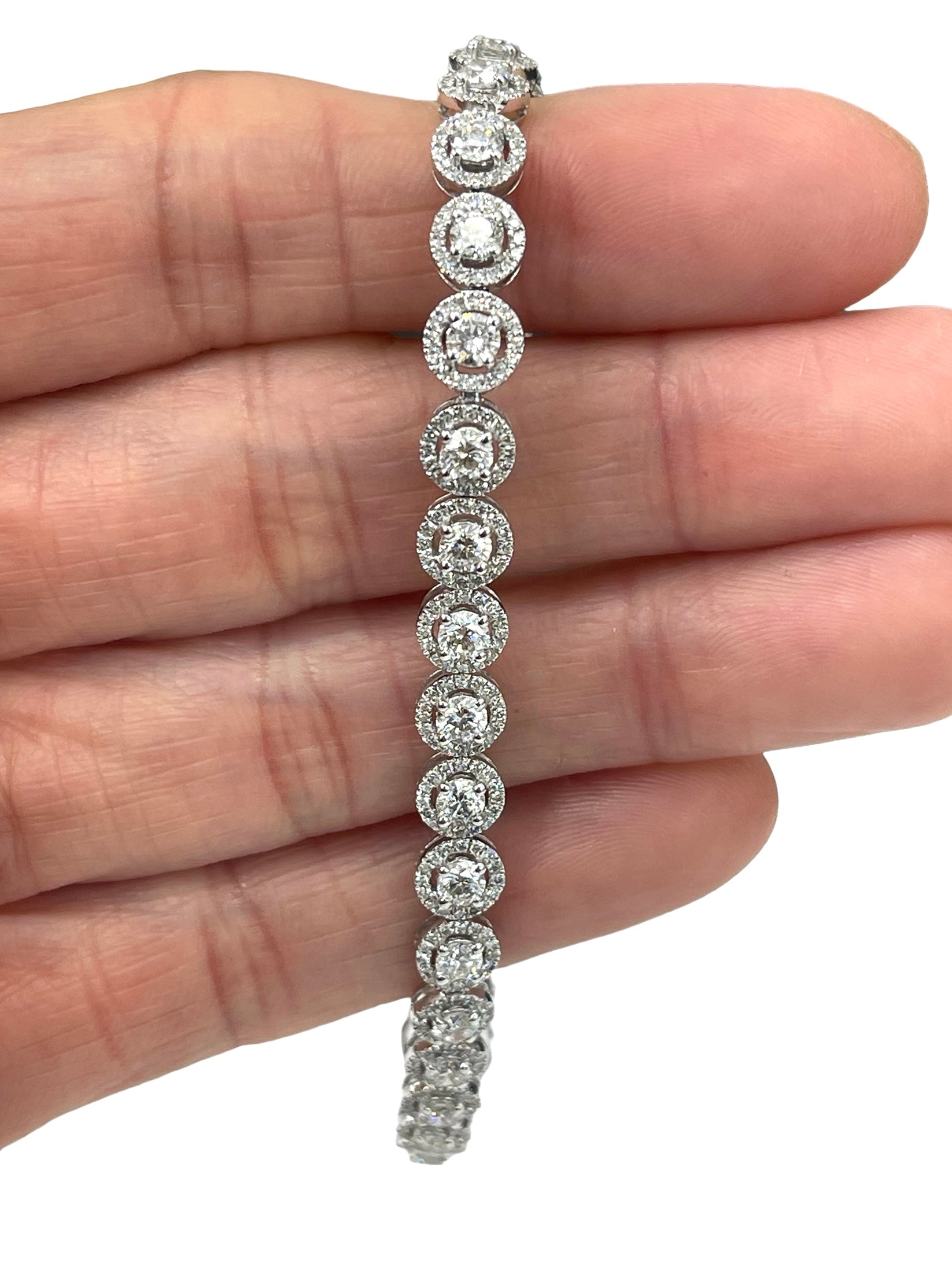Round Brilliant Halo Diamond Eternity Bracelet White Gold 14kt