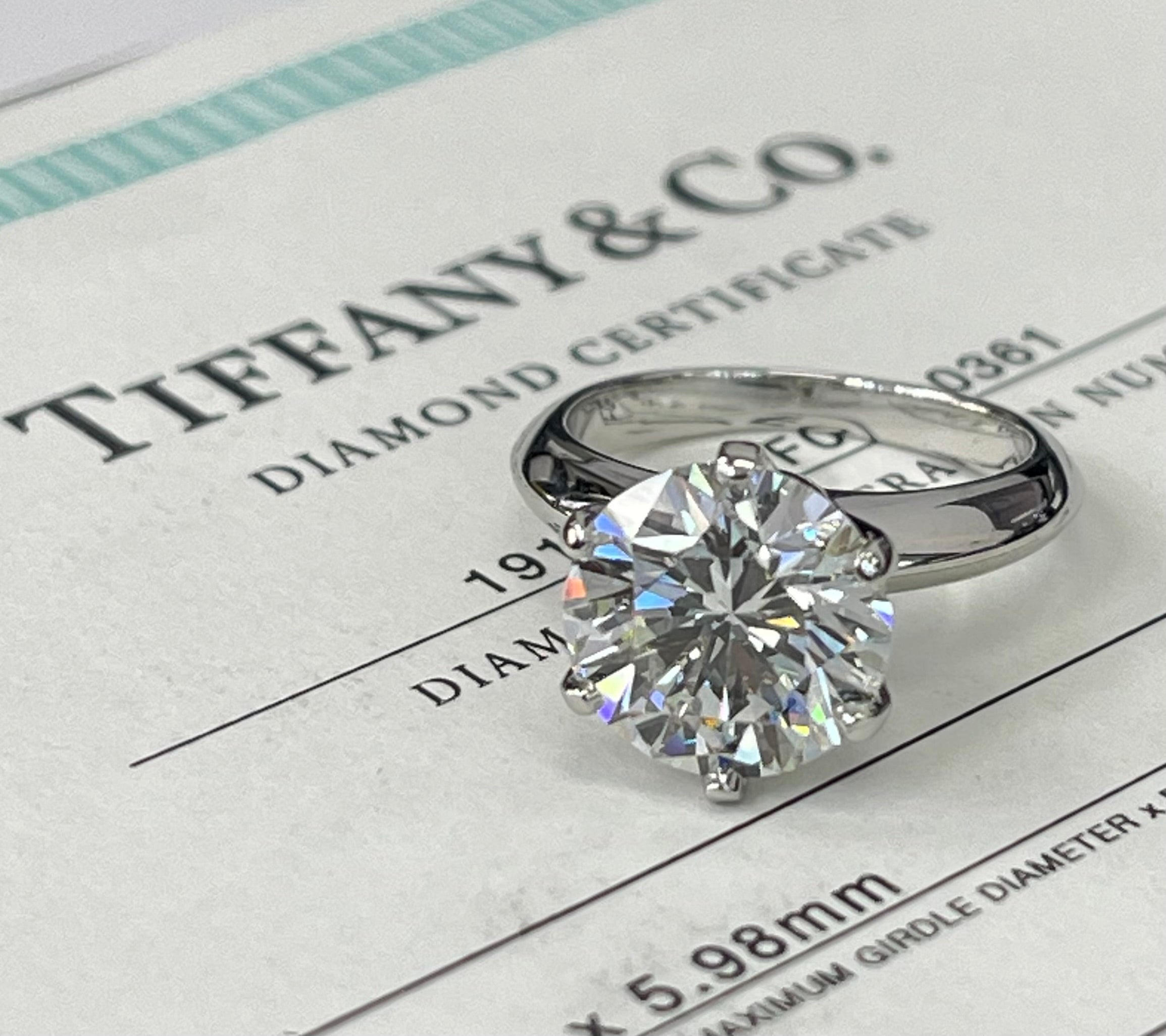Tiffany & Co. Round Brilliants Engagement Ring 3.28cts G-VS1 Platinum