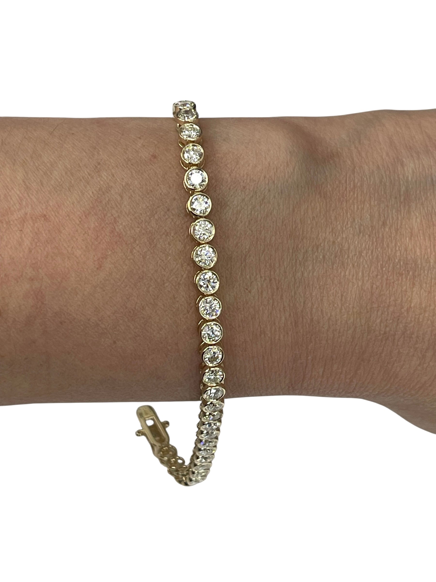 Round Brilliant Diamond Tennis Bracelet Bezel Setting 14kt Yellow Gold