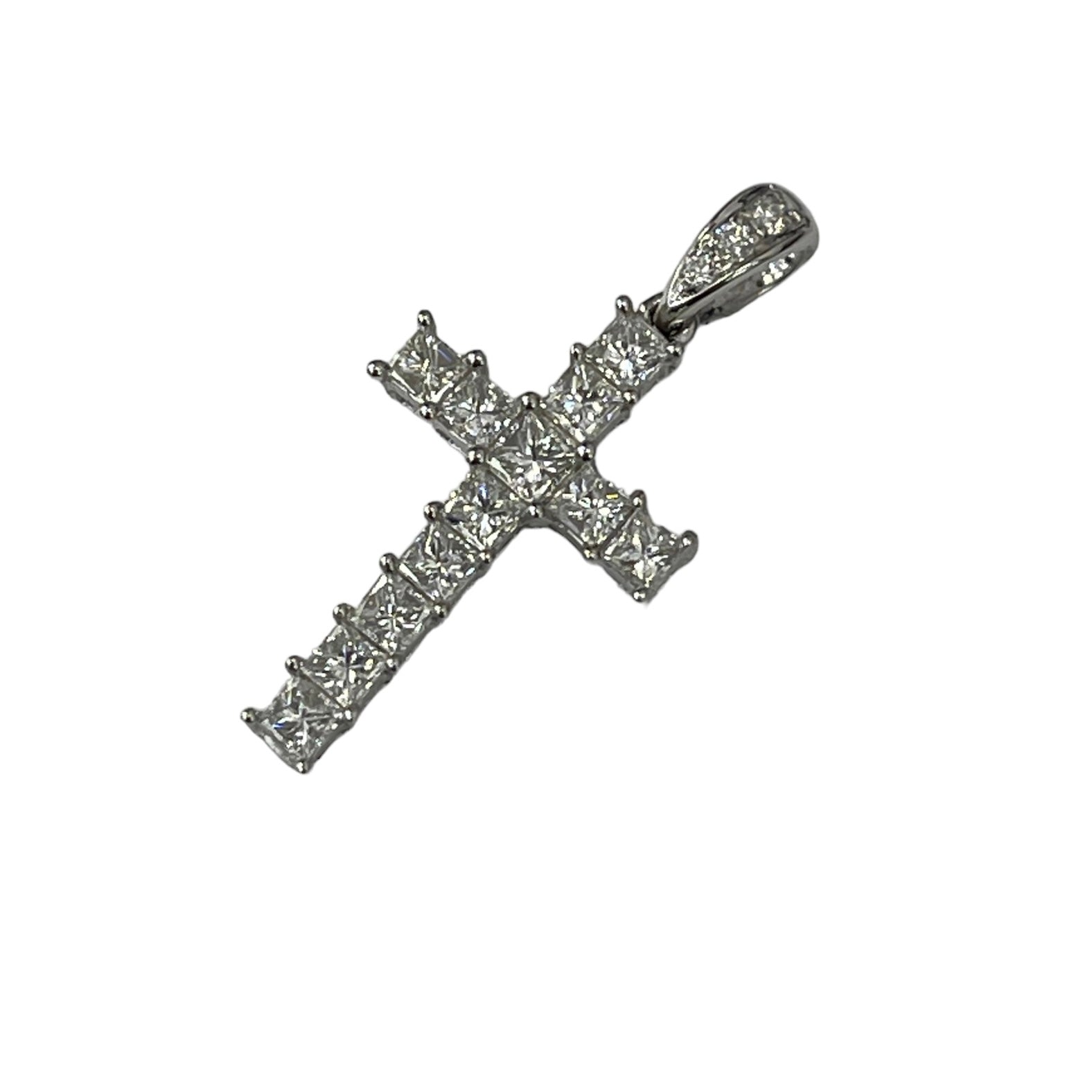 Princess Cut Diamond Cross Pendant White Gold 18kt