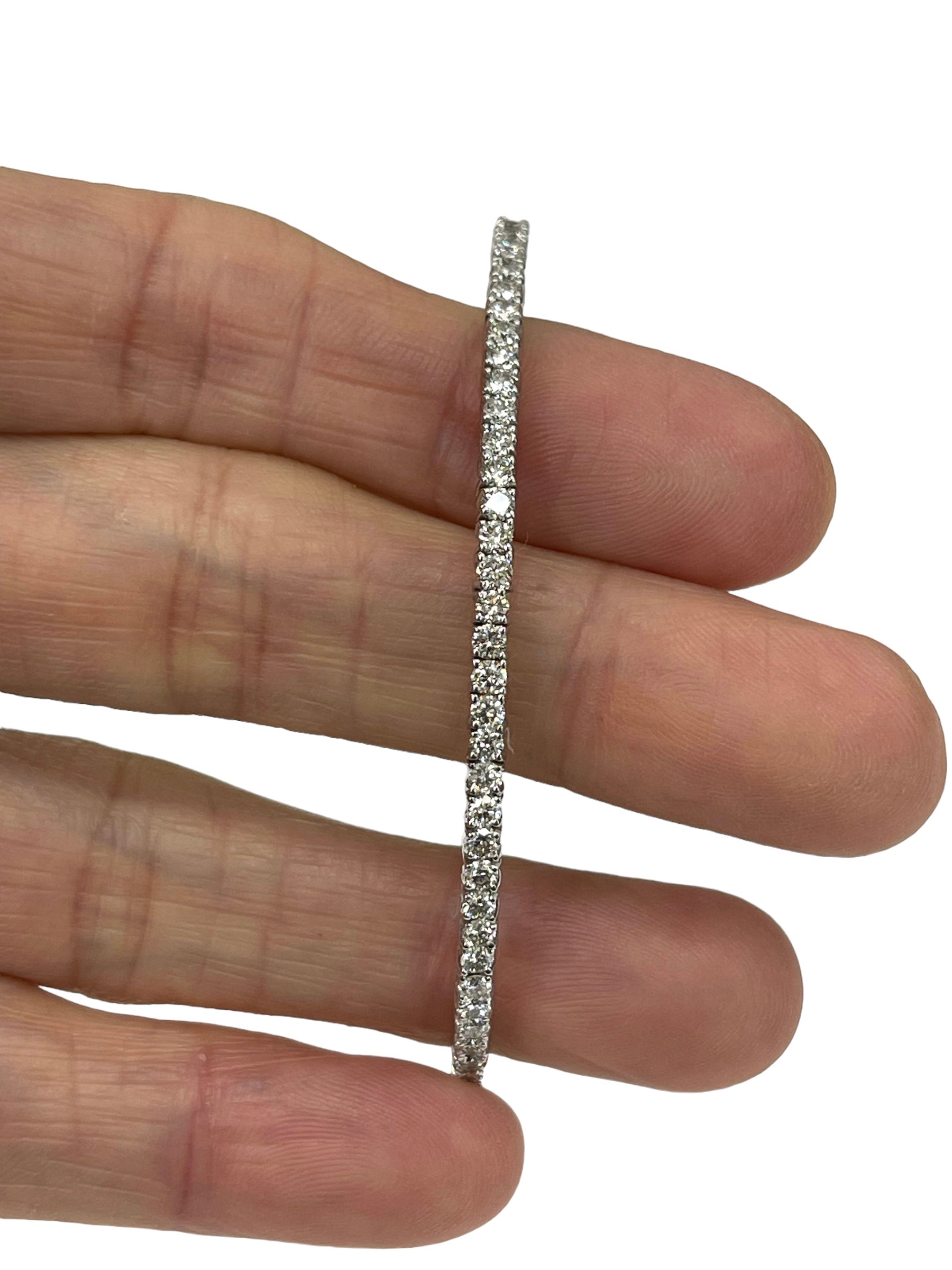 Flexi Bangle Round Brilliant Eternity Diamond Bracelet White Gold 14kt