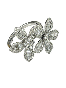 Double Flower Round and Baguettes Diamond Ring White Gold 18kt