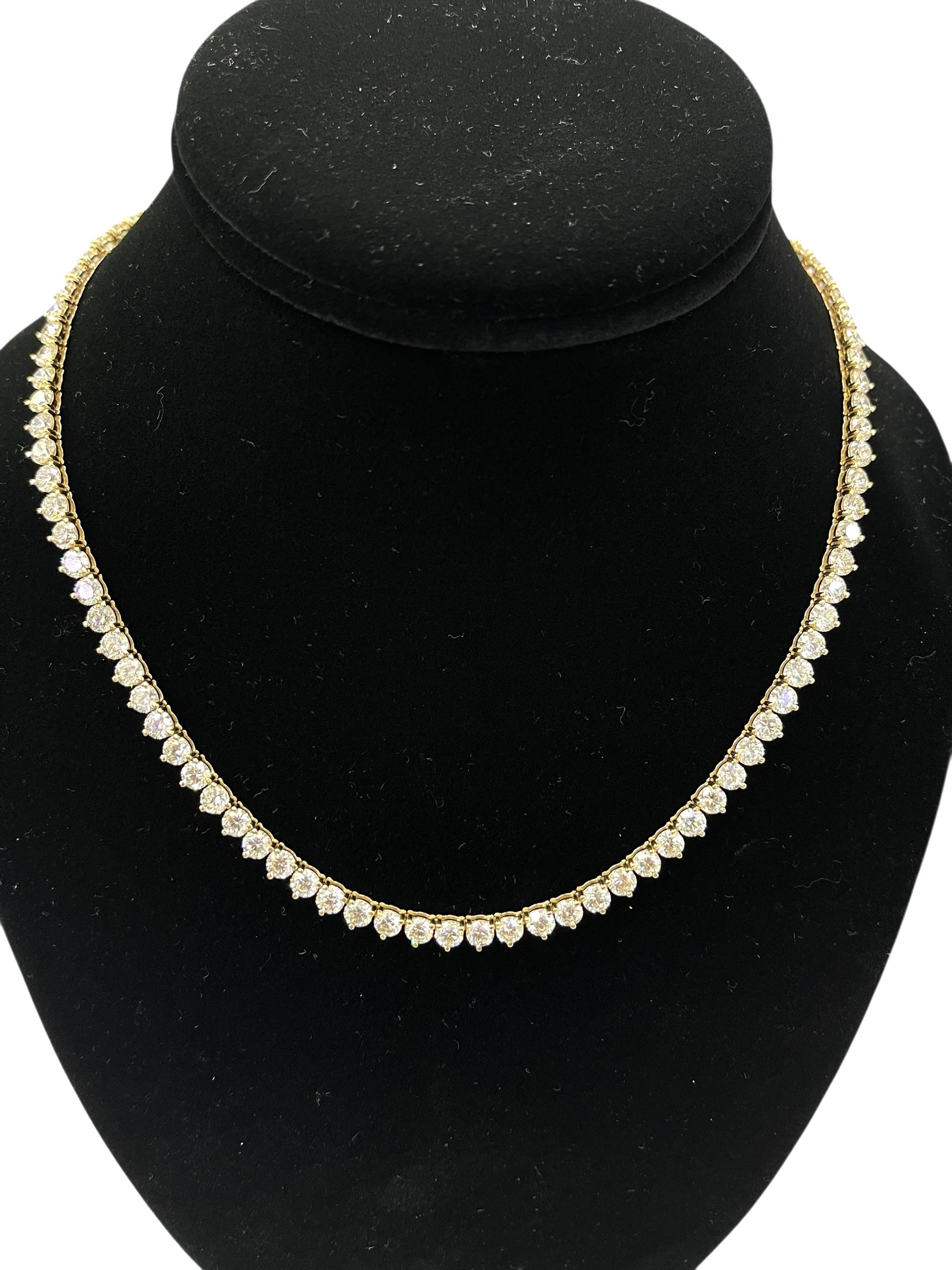 Round Brilliant Tennis Necklace Chain Three Prongs 18kt Yellow Gold