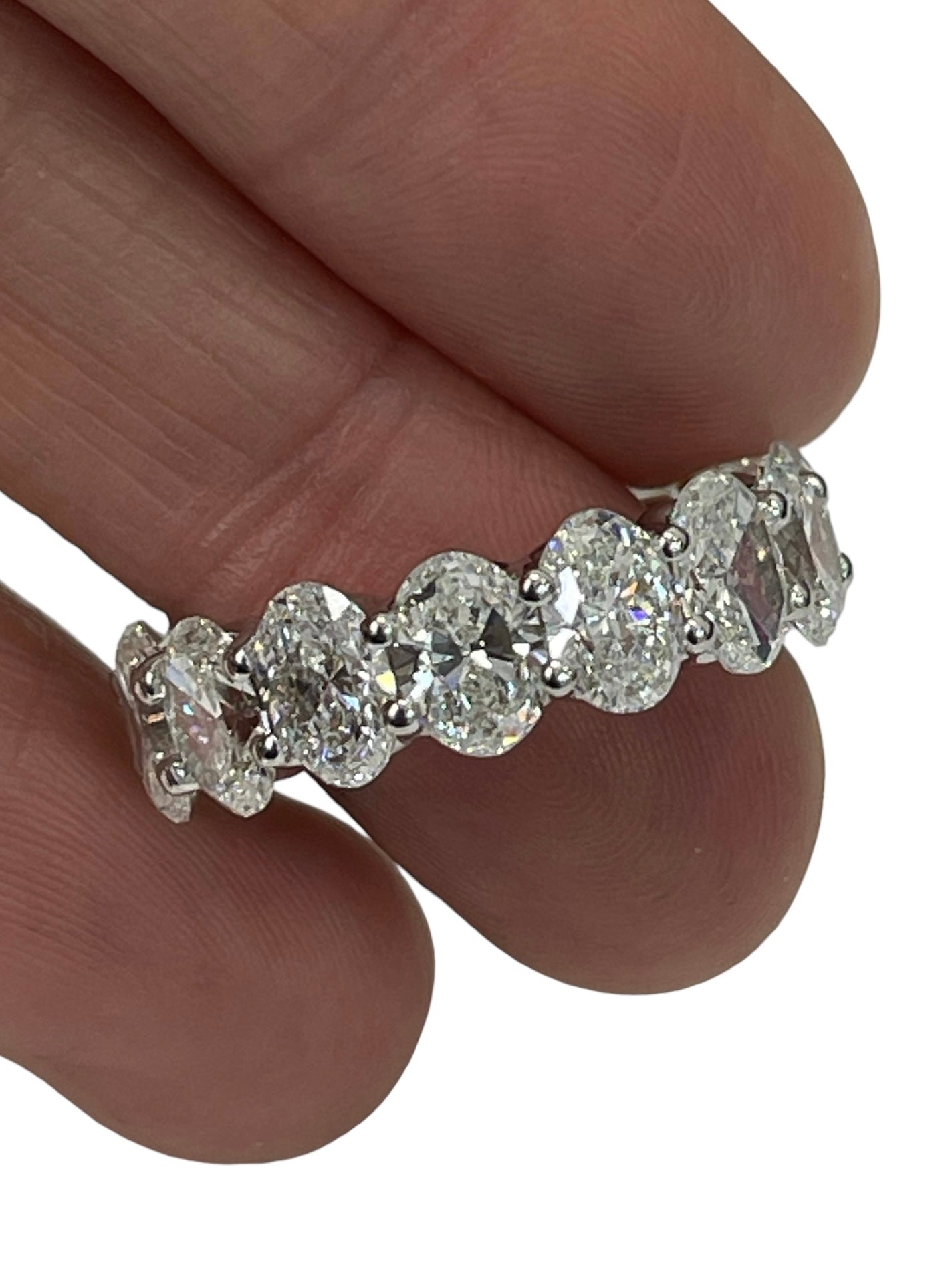 Oval Brilliant Eternity Diamond Ring White Gold 18kt