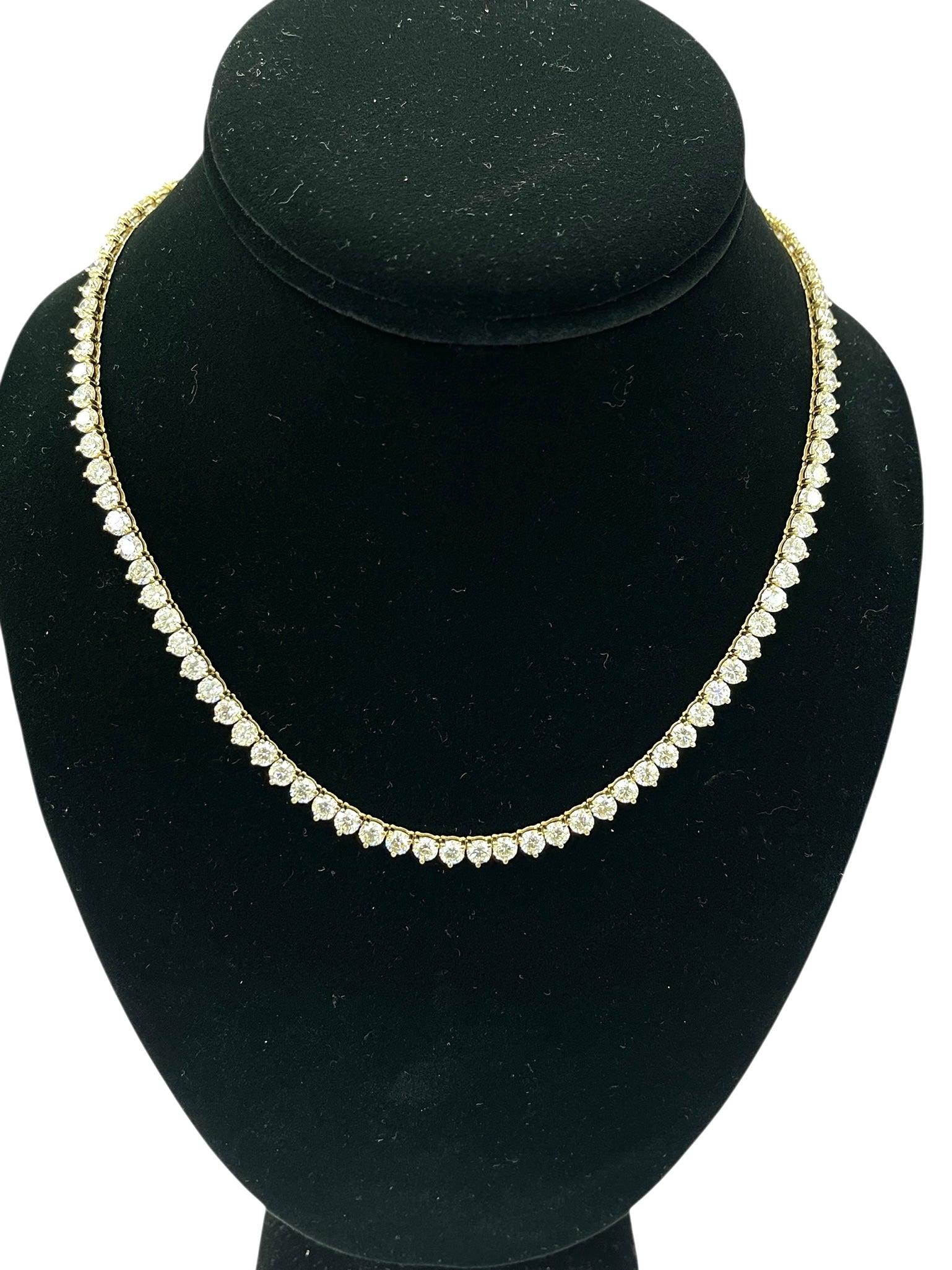 Round Brilliant Tennis Necklace Chain Three Prongs 18kt Yellow Gold