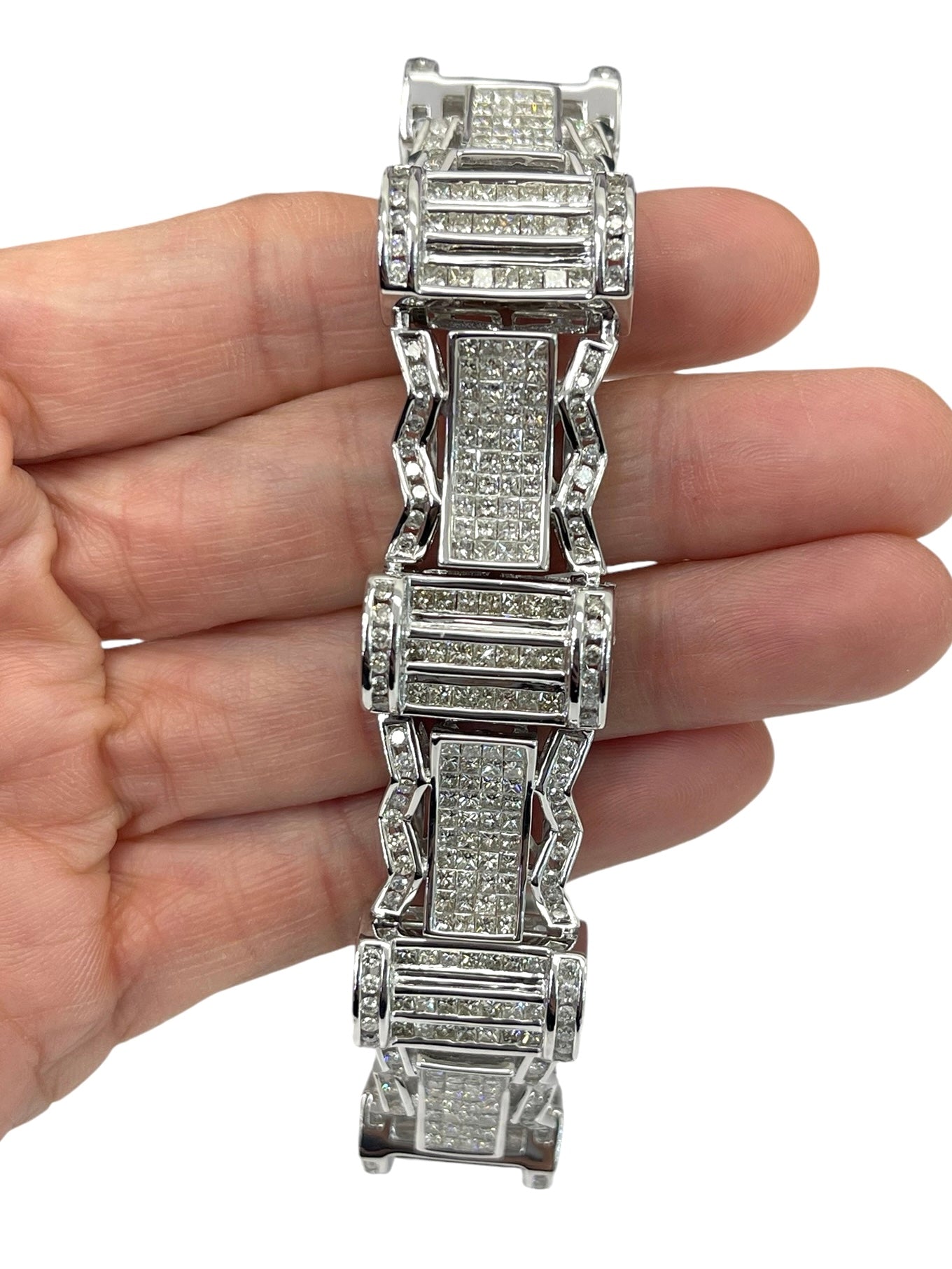 Invisible Set Princess Cut and Round Brilliant Diamond Bracelet Unisex 14kt