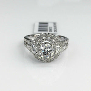 1.58Carats t.w. Diamond Wedding/Engagement Ring 0.71 Carat Center Diamond 18K