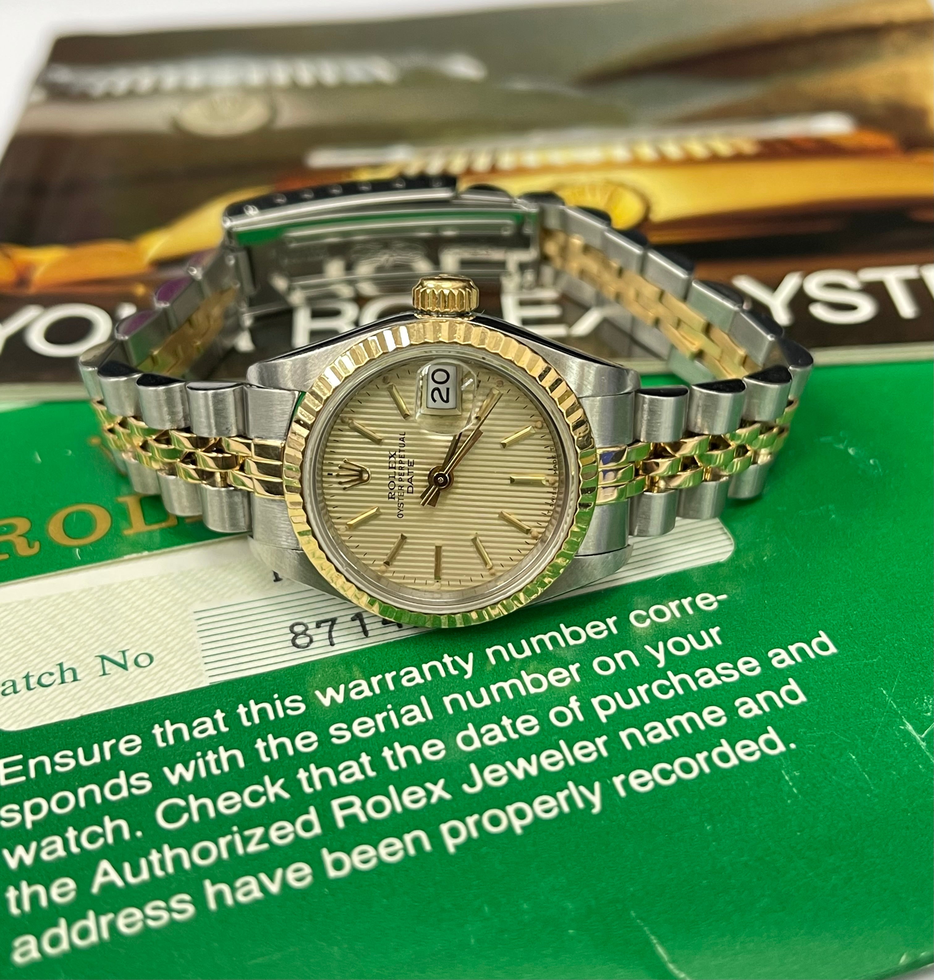 26mm Rolex 18k Yellow Gold Oyster Perpetual Datejust Watch.