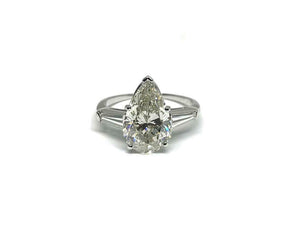Platinum Ring with GIA - I/VS1 3.01ct Pear shape Diamond and 2 side baguettes