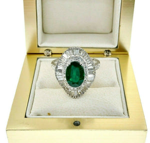 4.23 Carats Oval Emerald & Baguette Diamond Anniversary Cocktail Ring 18k Gold