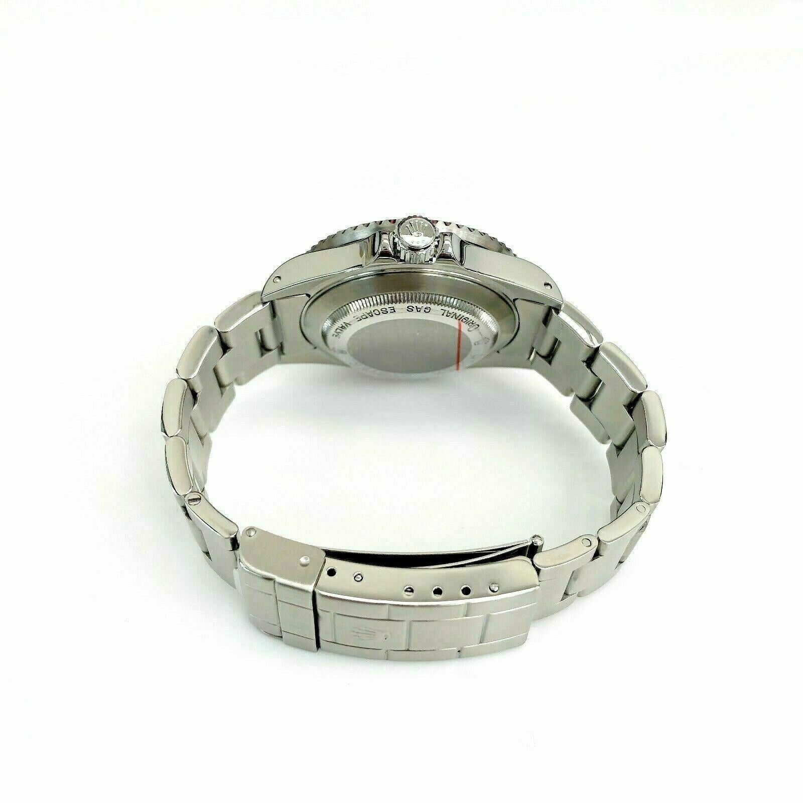 Rolex Sea Dweller Stainless Steel 40MM Watch Ref 16600 U Serial Circa 1998