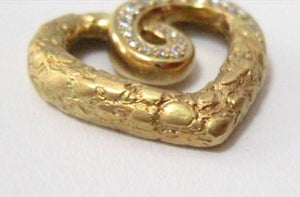 Fine .30 TCW 18k Yellow Gold Nugget Round Diamond Heart Pendant Necklace G VS2