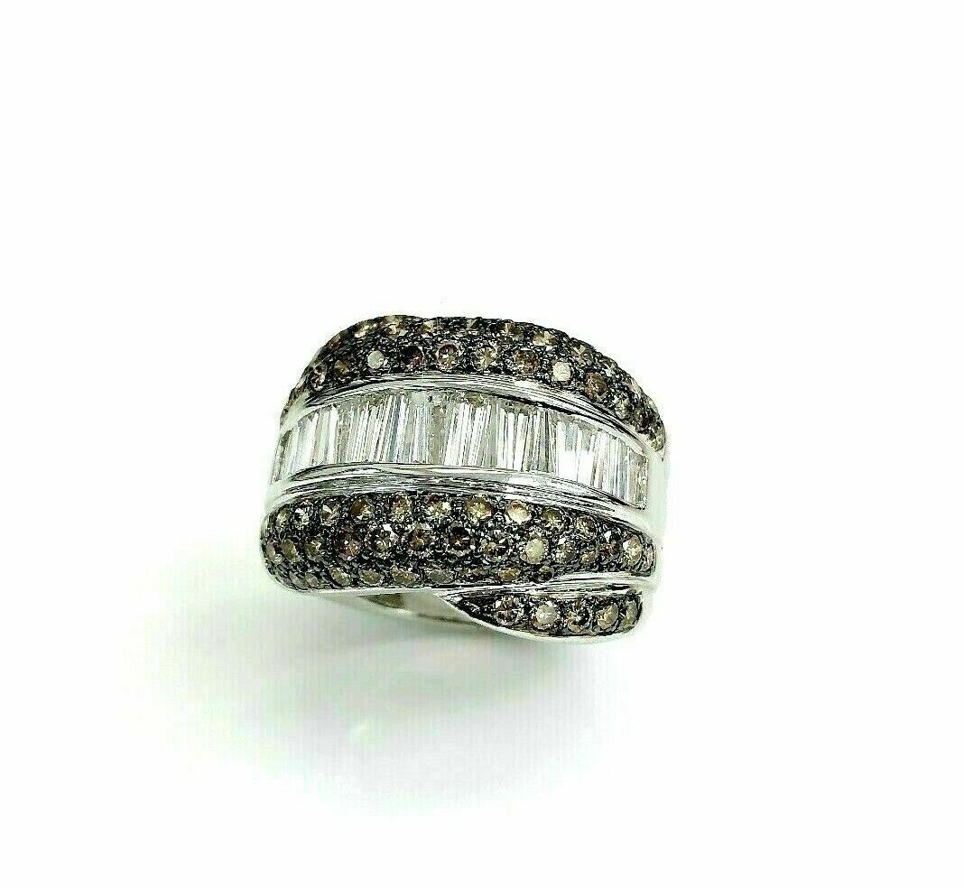 3.25 Carats Natural Round White and Fancy Brown Diamond Ring 18K Whiet Gold
