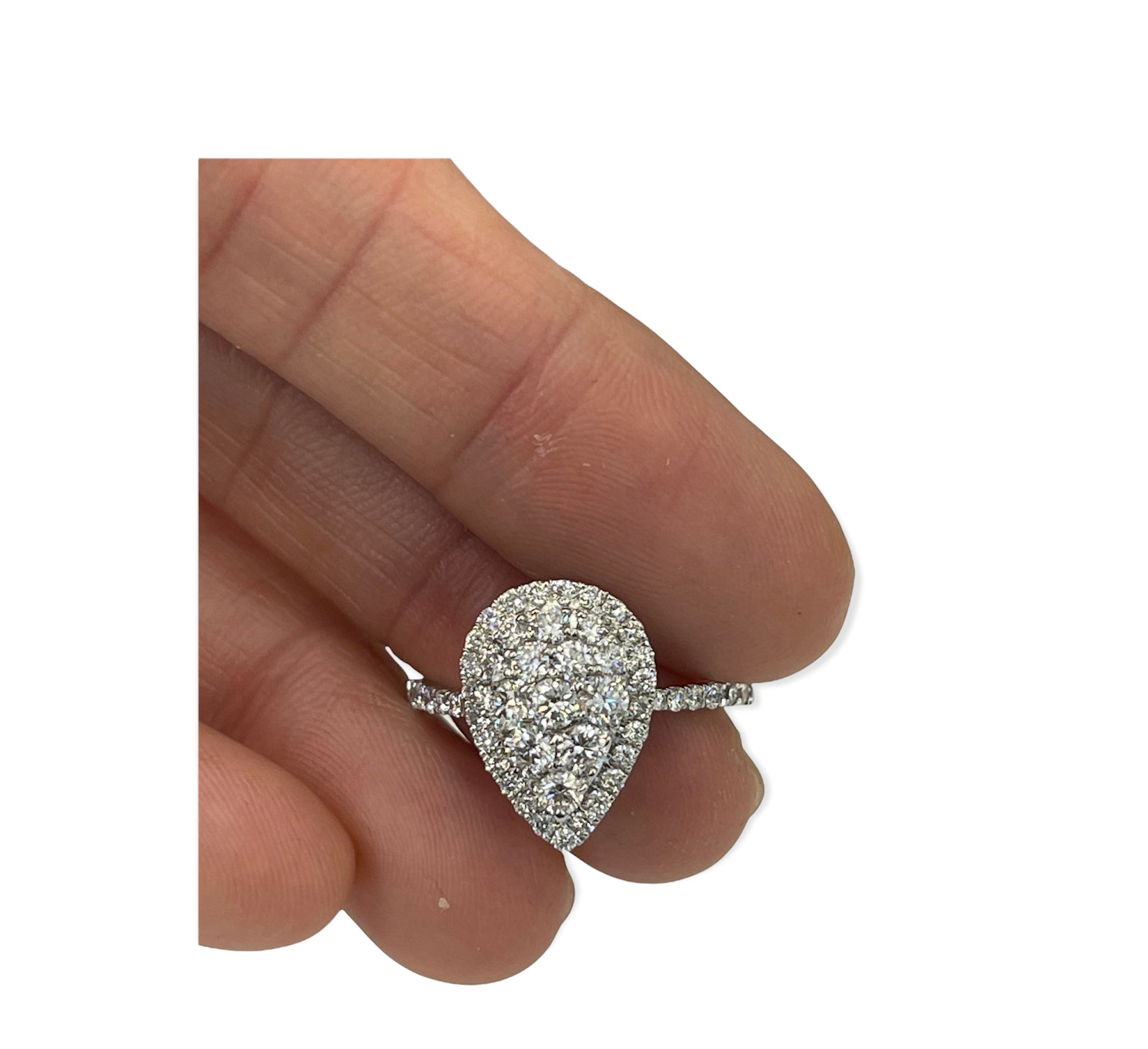 Round Brilliants Cluster Pear Diamond Ring White Gold 18kt