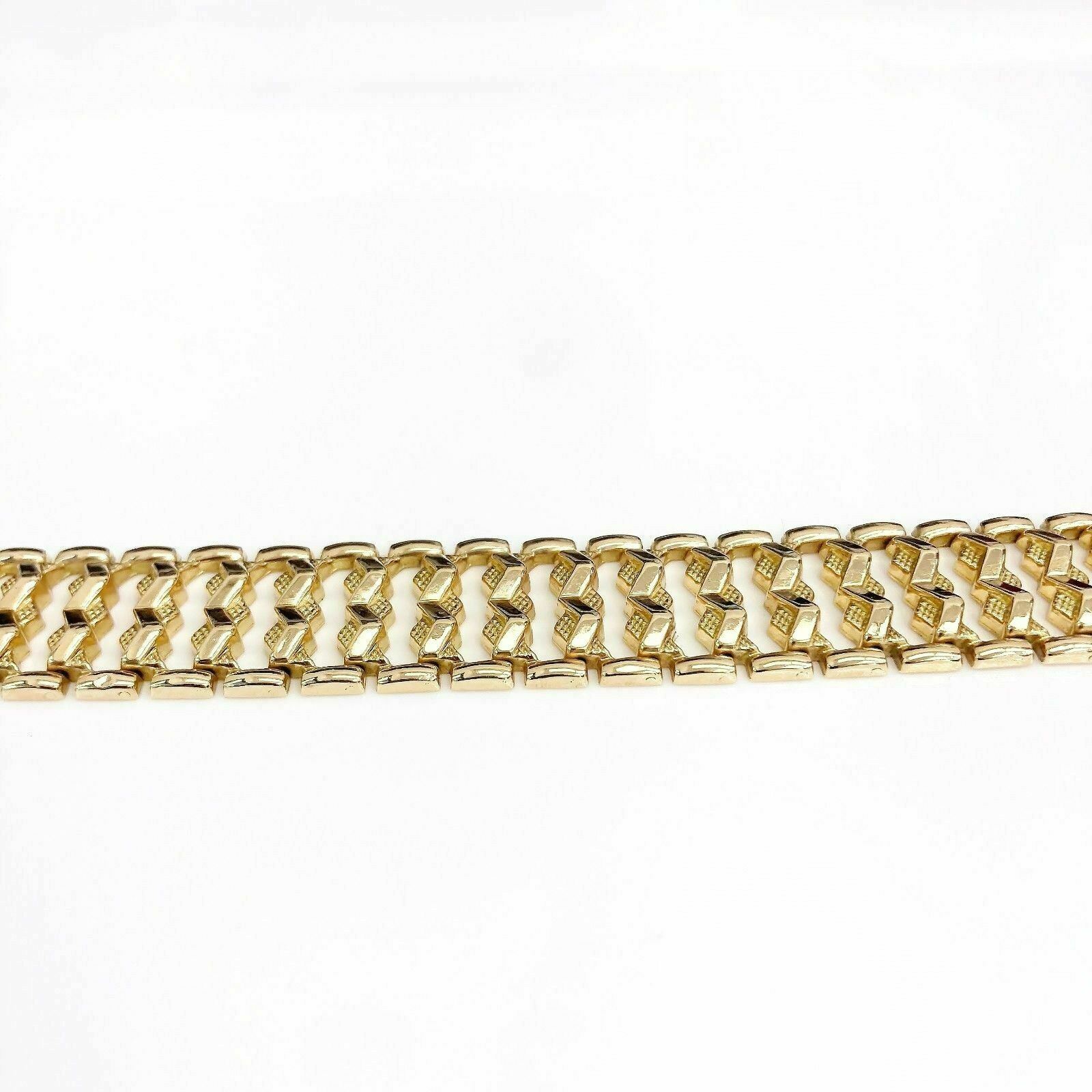 18K Yellow Gold Vintage Bracelet 0.70 Inch Wide 7.50 Inches