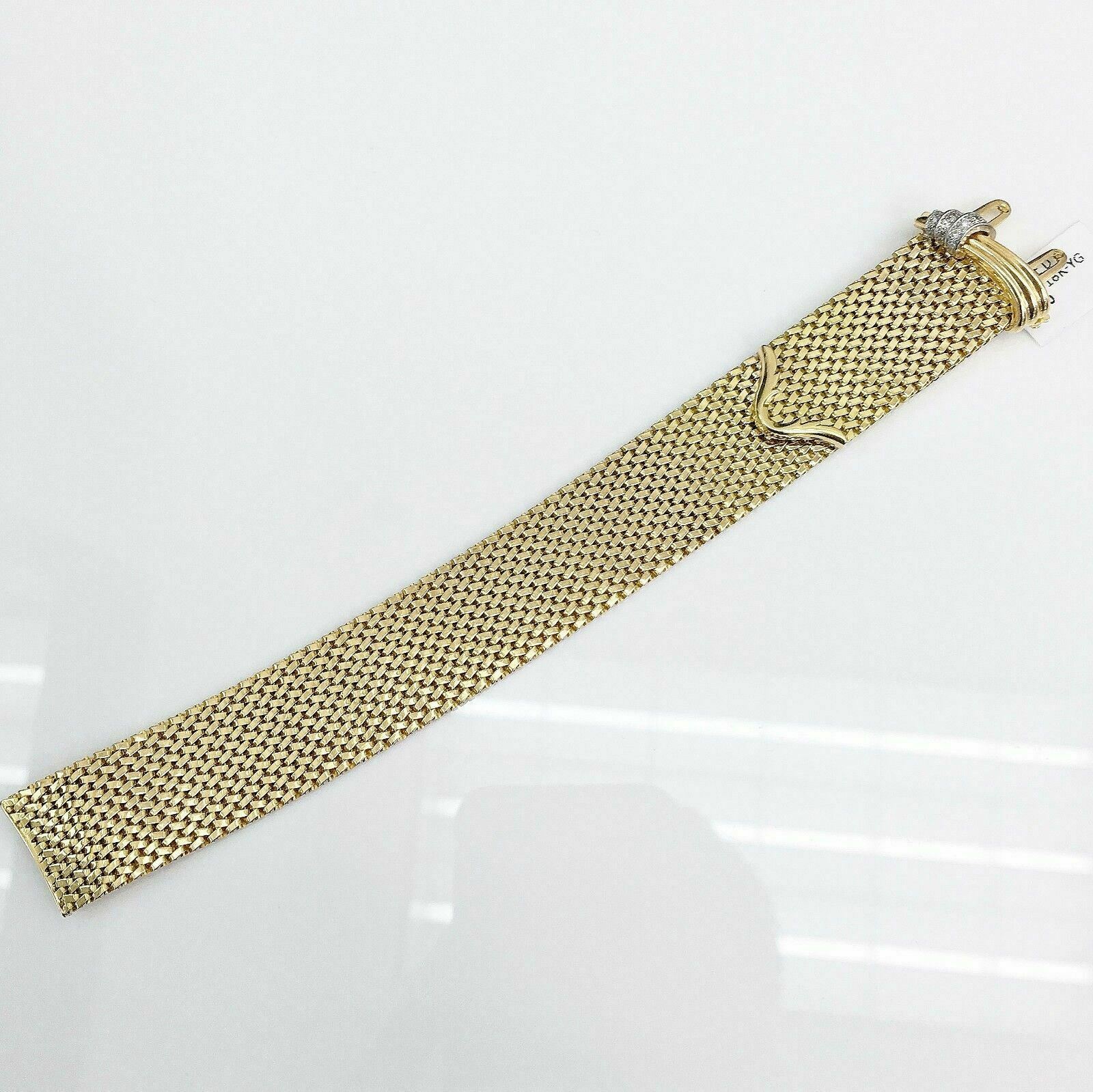 1980's Interlock Links 0.25 Carat t.w. Diamond Bracelet Solid 18K Gold 2.17 OZ