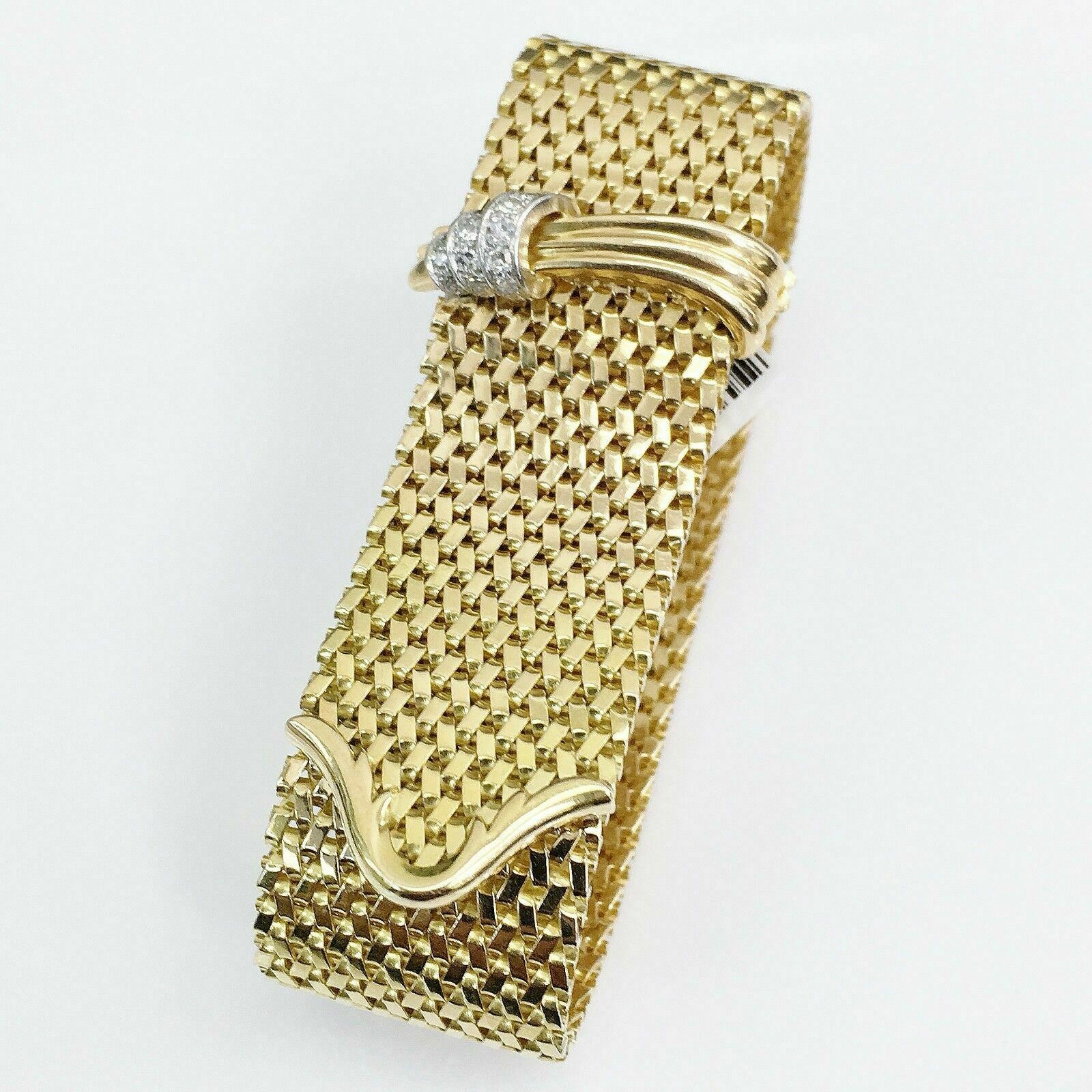 1980's Interlock Links 0.25 Carat t.w. Diamond Bracelet Solid 18K Gold 2.17 OZ