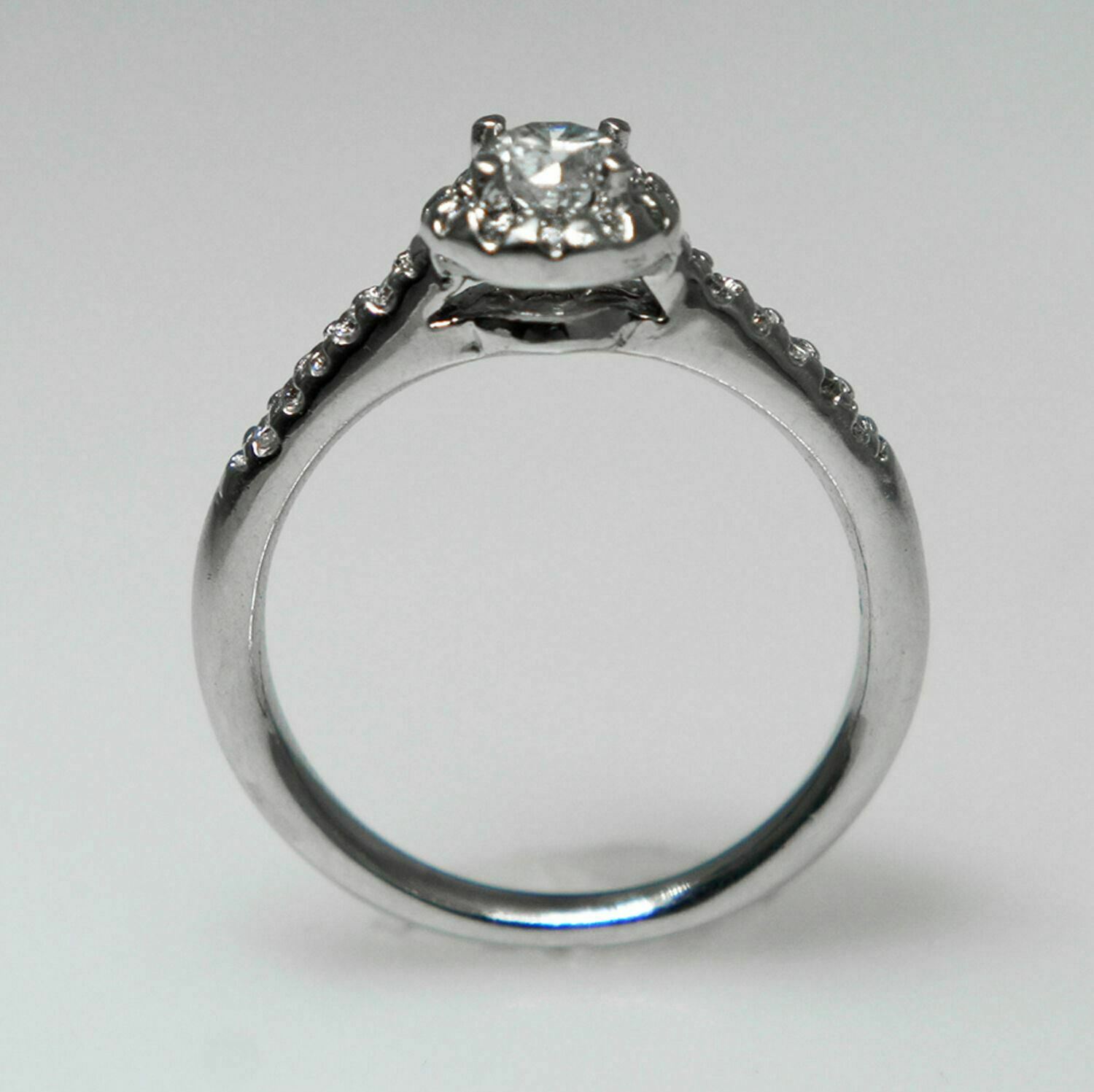 .95 TCW Round Cut Diamond Solitaire Engagement Ring 14K White Gold