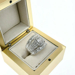 2.33 Carats t.w. Diamond Anniversary Ring 18K Gold G VS Diamonds 17 mm Width