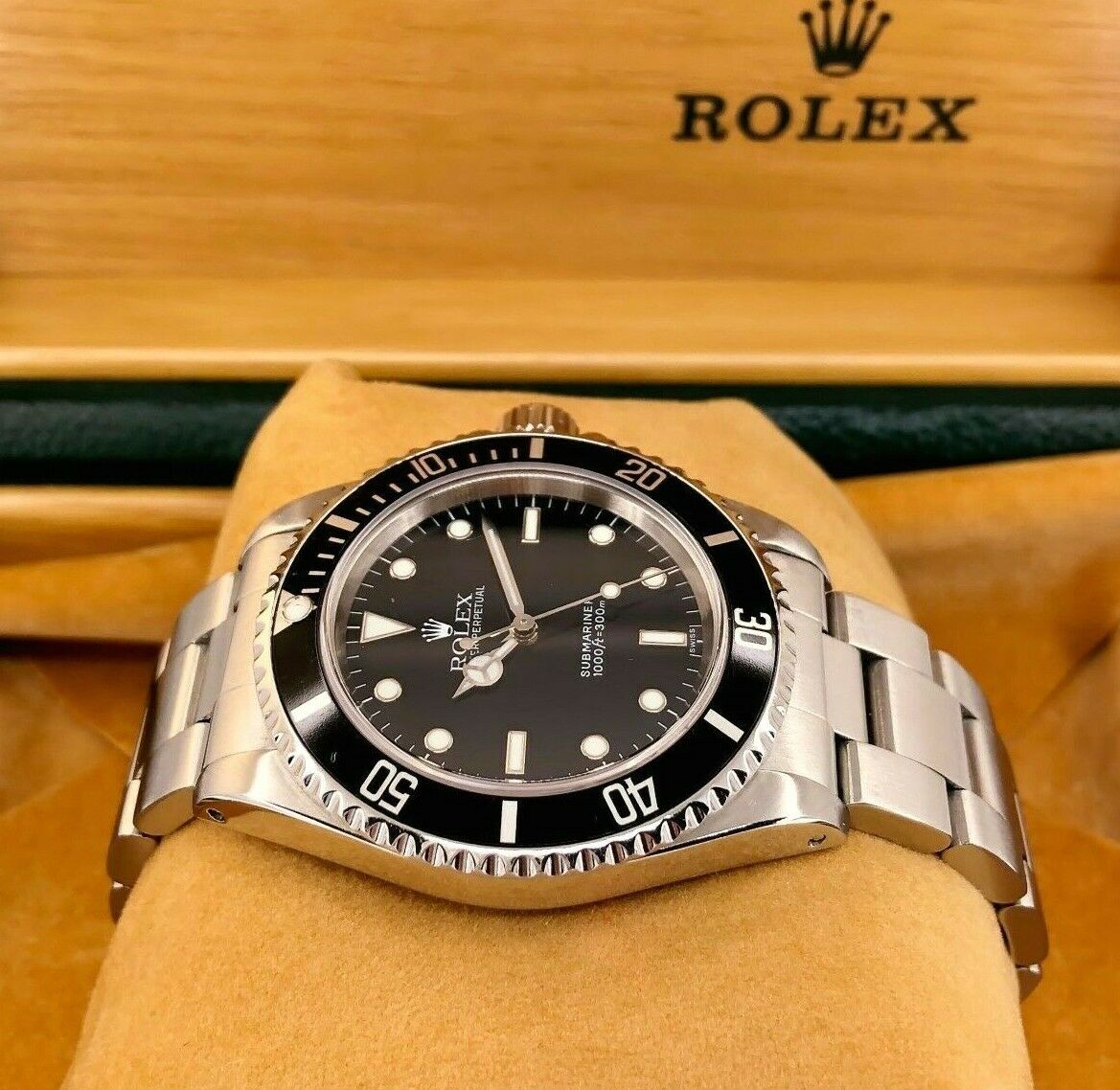 Rolex 40mm Black Submariner No Date Stainless Steel Watch Ref 14060 A Serial