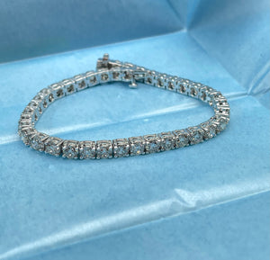 Tennis Bracelet Round Brilliants Diamonds 11.75 Carats White Gold