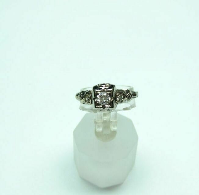Antique Art Deco Diamond Wedding/Anniversary Ring 0.30 Carat t.w. 14K Gold