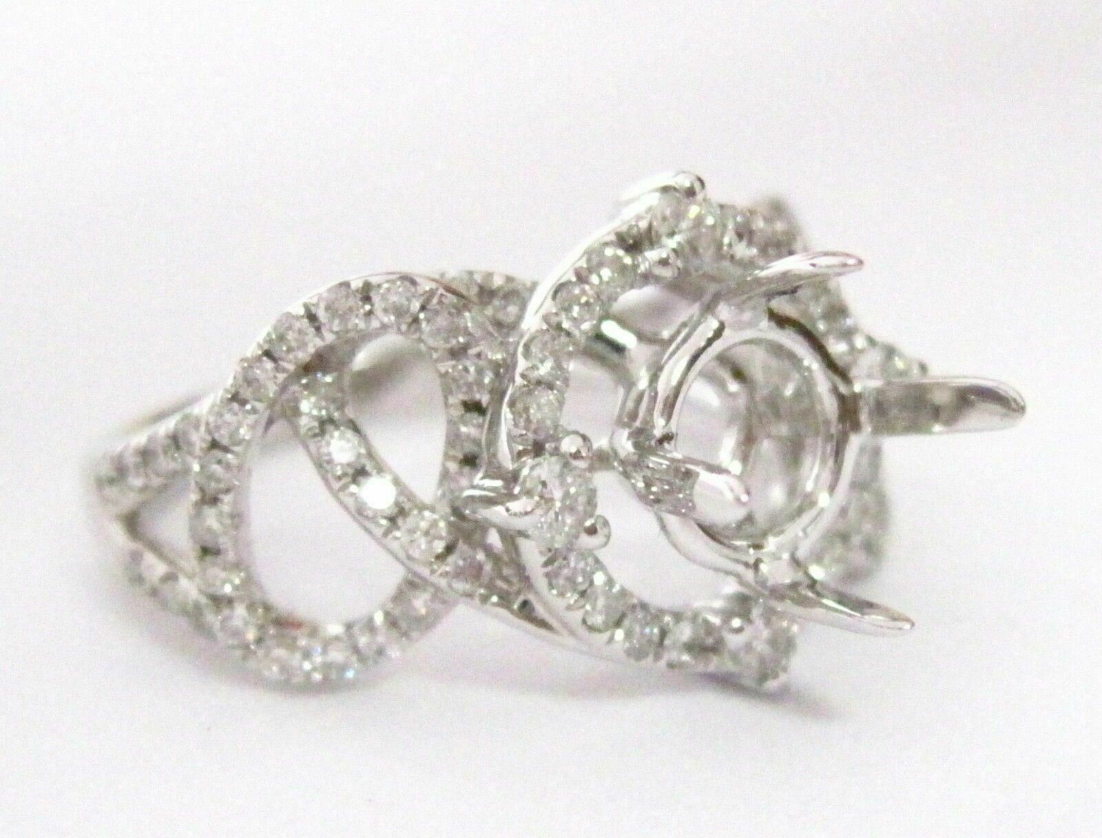 4 Prongs Hallow Semi-Mounting for Round Cut Diamond Ring Engagement 18k W/G