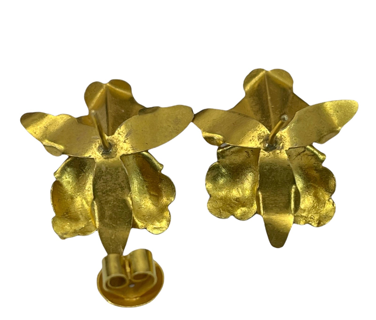 Yellow Gold Flower Earring with Pear Accent 14kt