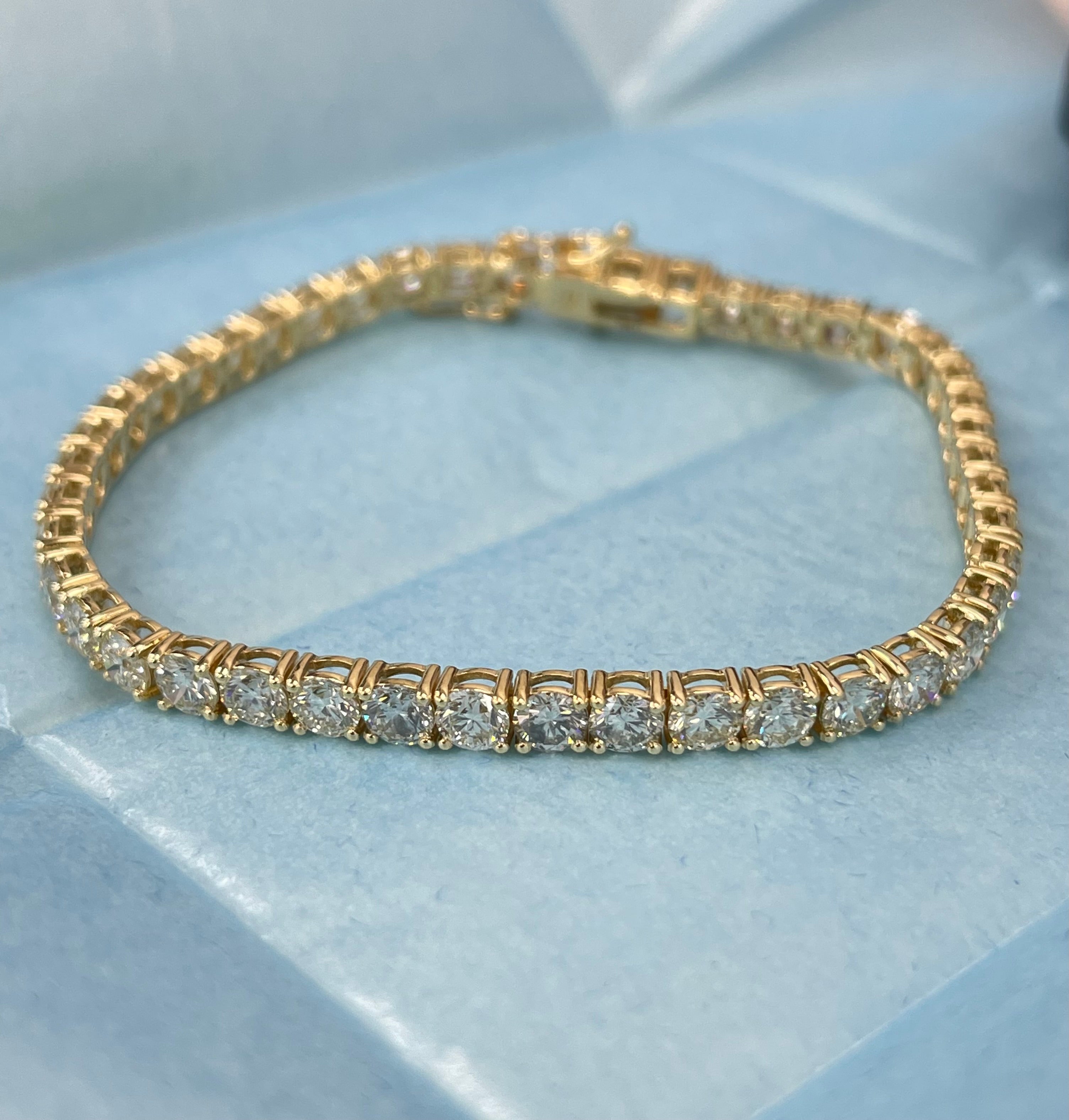 Tennis Diamond Bracelet Round Brilliants 11.36 Carats Yellow Gold