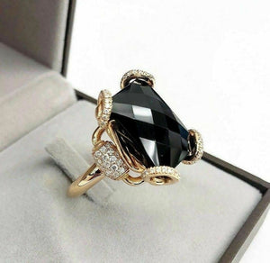 GUCCI Italian Made Horsebit Diamond and Onyx Ring 18K Rose Gold F VS1 Diamonds
