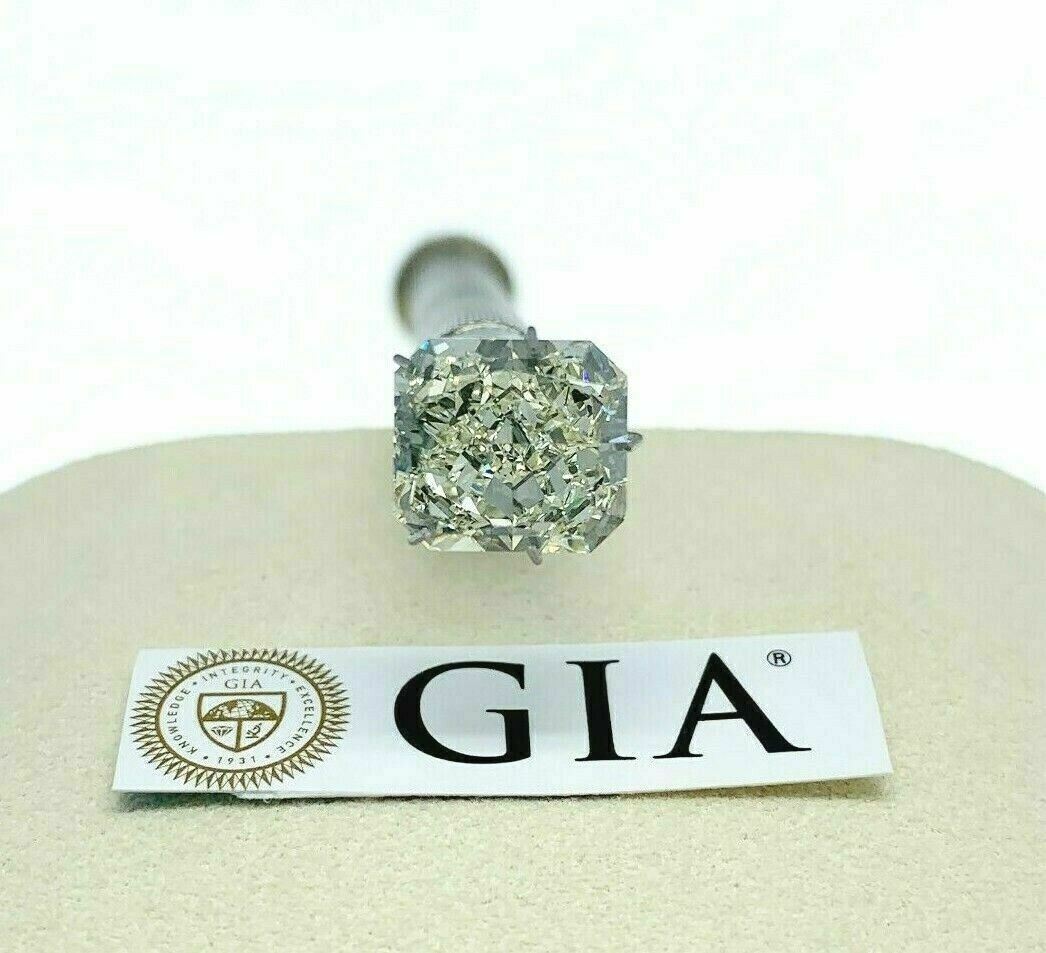 Loose GIA Diamond - GIA 4.37 Carats Radiant Brilliant Cut M VS2