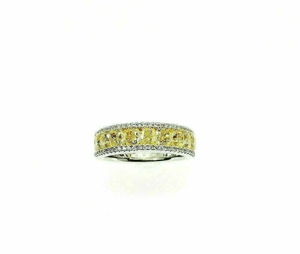 2.67 Carats t.w. Fancy Yellow and White Diamond Anniversary Ring 18 Karat Gold