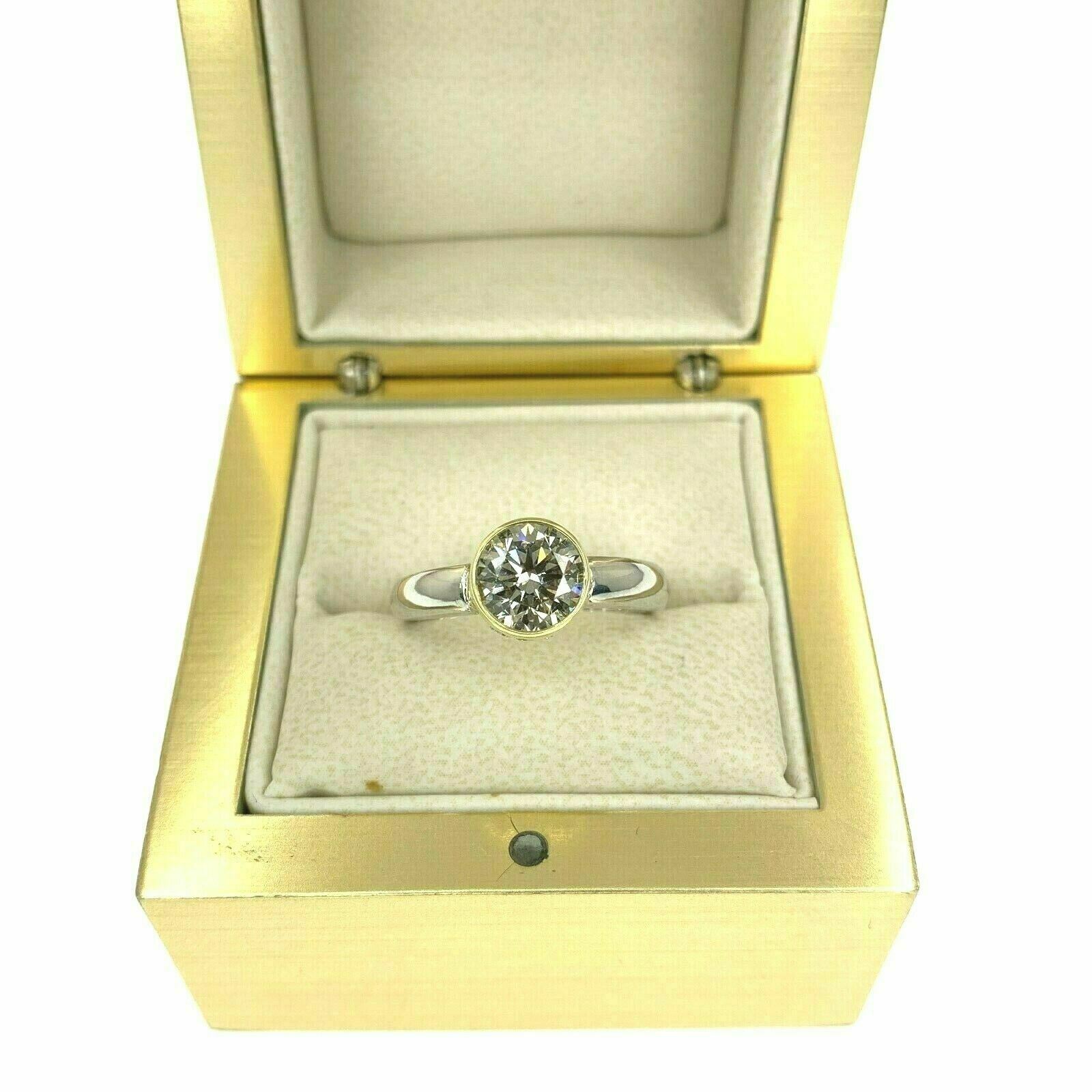 1.56 Carats tw Round Diamond Solitaire Wedding/Engagement Ring 18K 2 tone Gold
