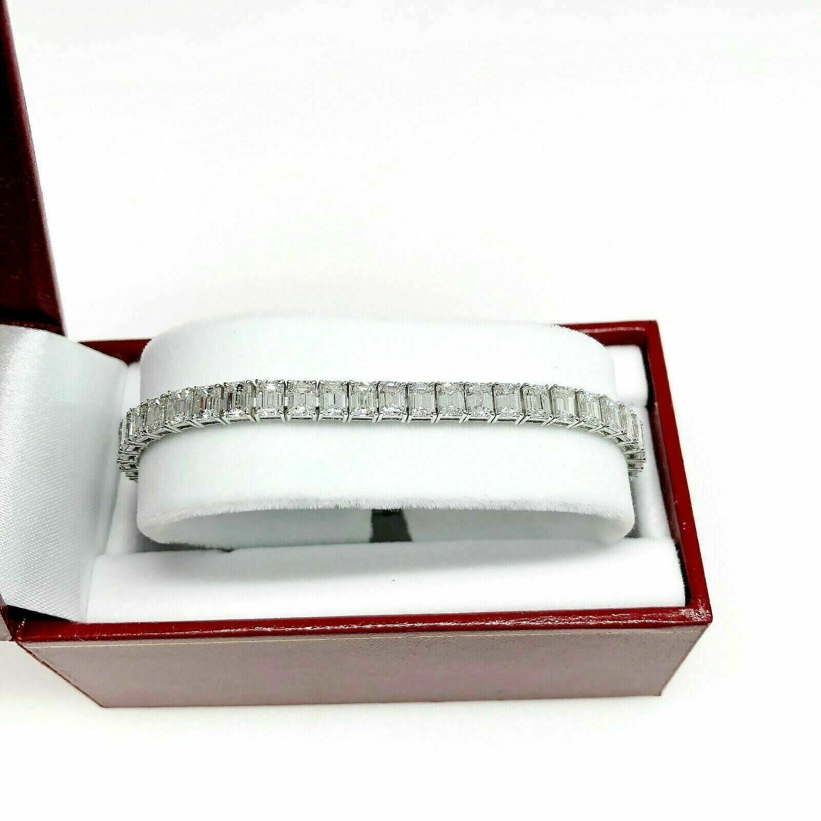 12.90 Carats t.w. Emerald Cut Diamond Tennis Bracelet 18K Gold 0.25 ct Diamonds