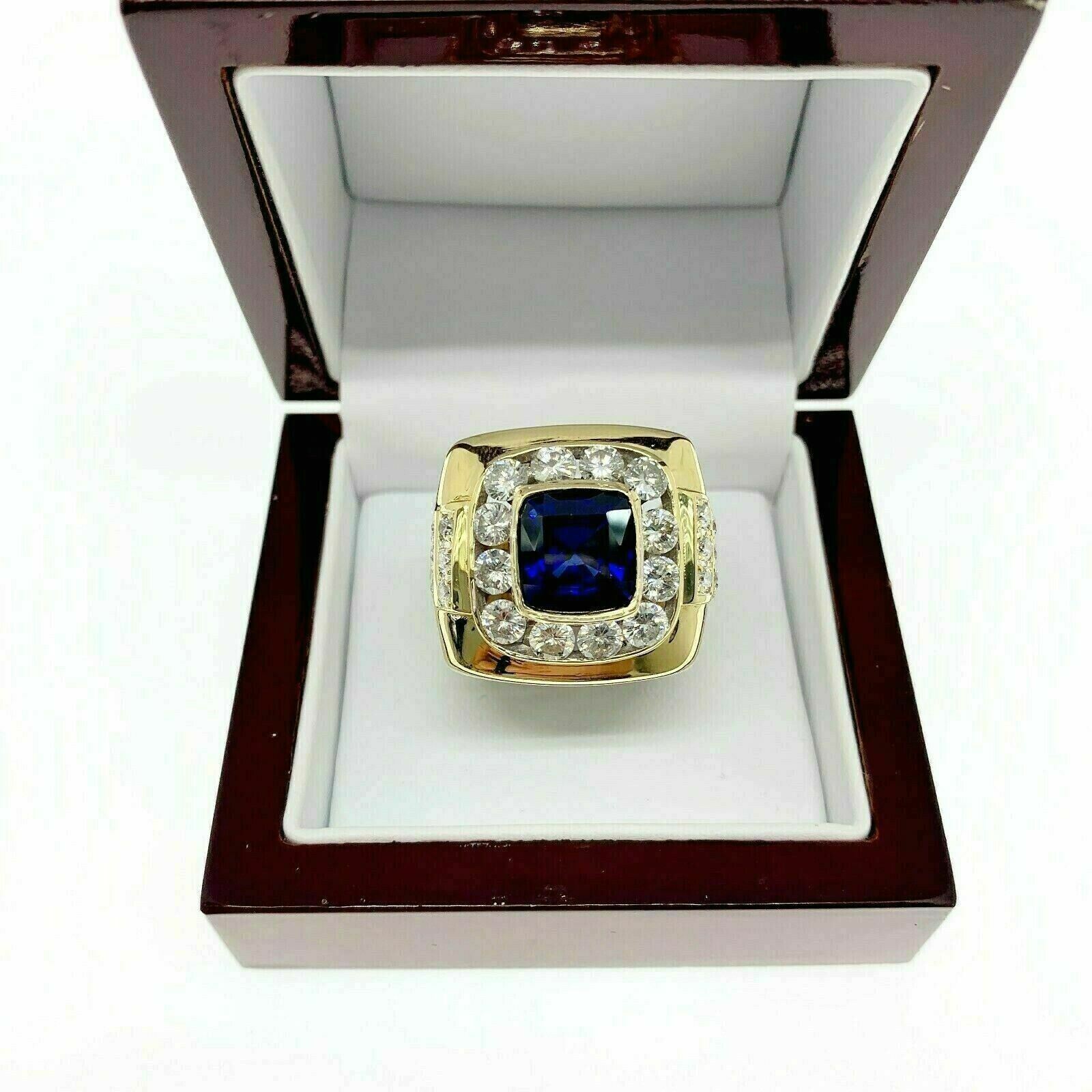 9.92 Carats t.w. Mens Diamond and Cushion Blue Sapphire Ring 18K Yellow Gold