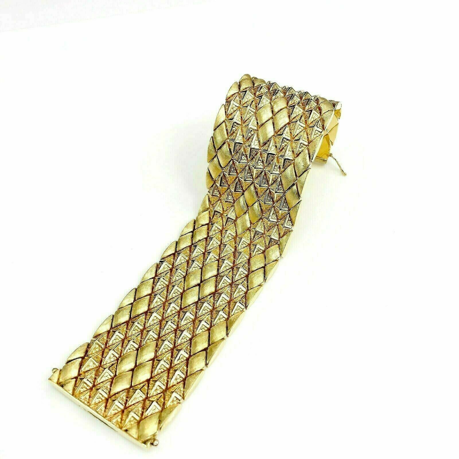 Vintage Dazzling 1980's Bracelet Solid 18K Gold 3.15 Ounces 1.60 Inch Width