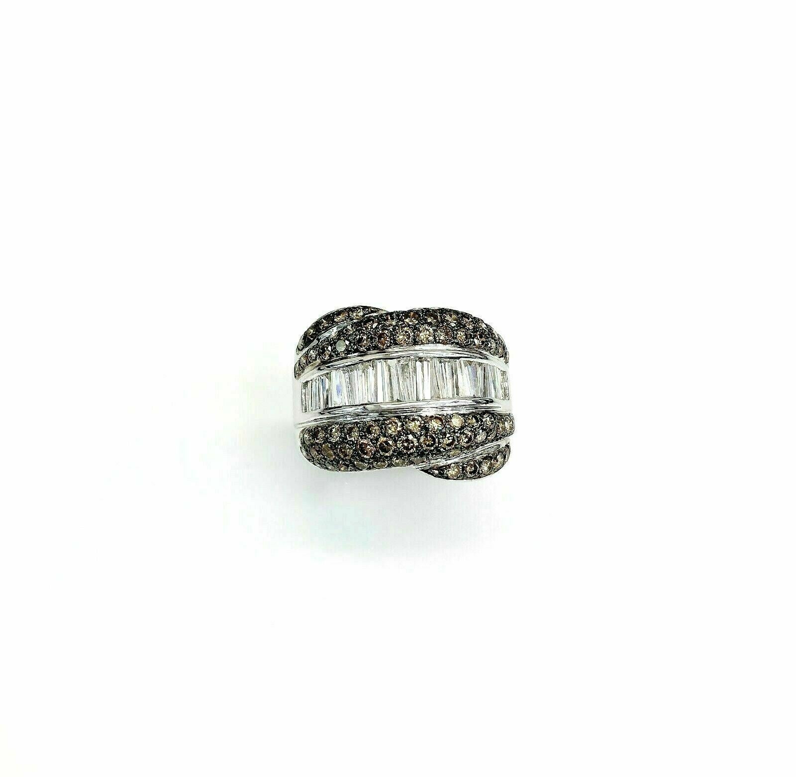 3.25 Carats Natural Round White and Fancy Brown Diamond Ring 18K Whiet Gold