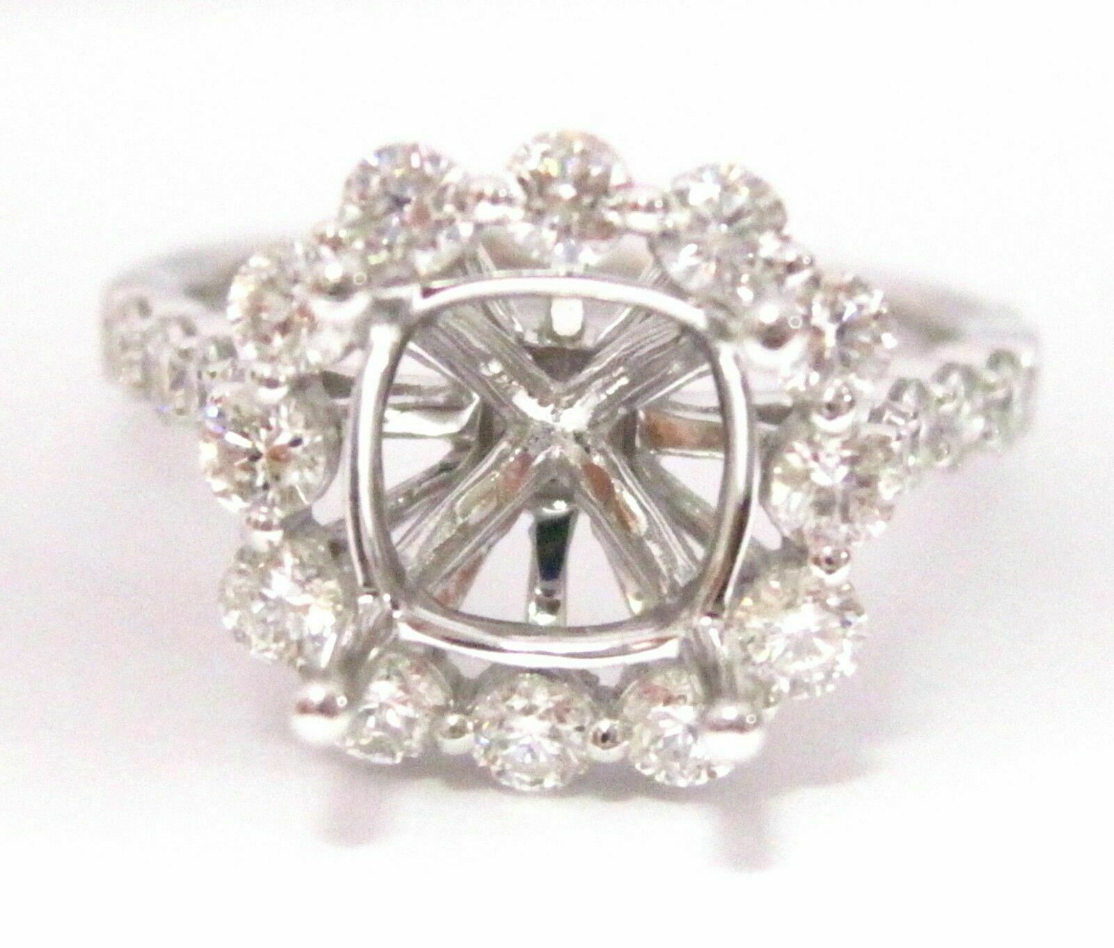 4 Prongs Semi-Mounting for Round or Cushion Diamond Ring Engagement 18k