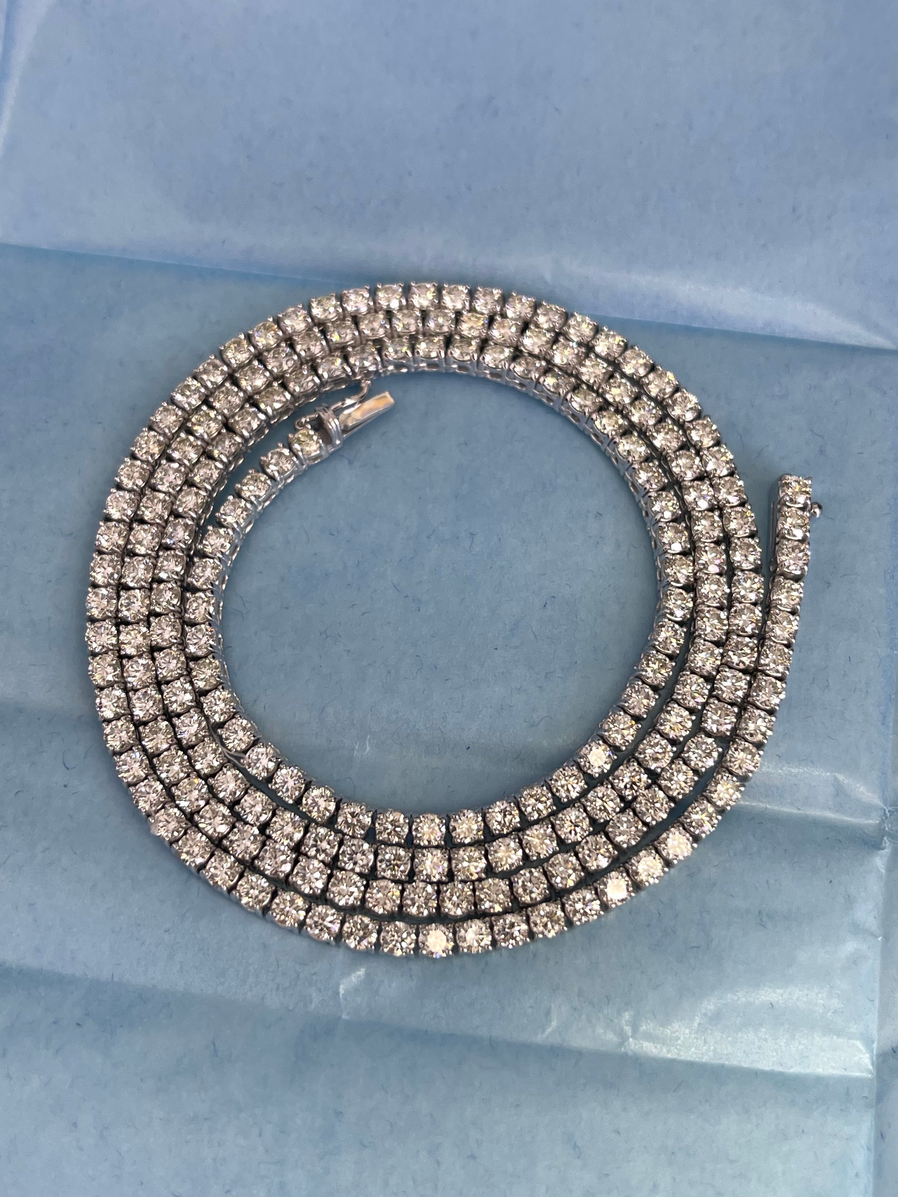 Round Brilliants Tennis Diamond Necklace 16.65 Carats White Gold