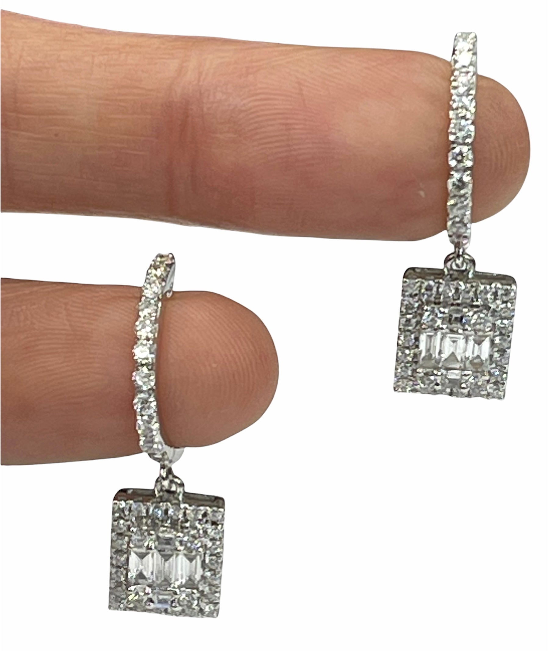 Baguettes And Round Brilliants Diamond Dangling Earrings White Gold