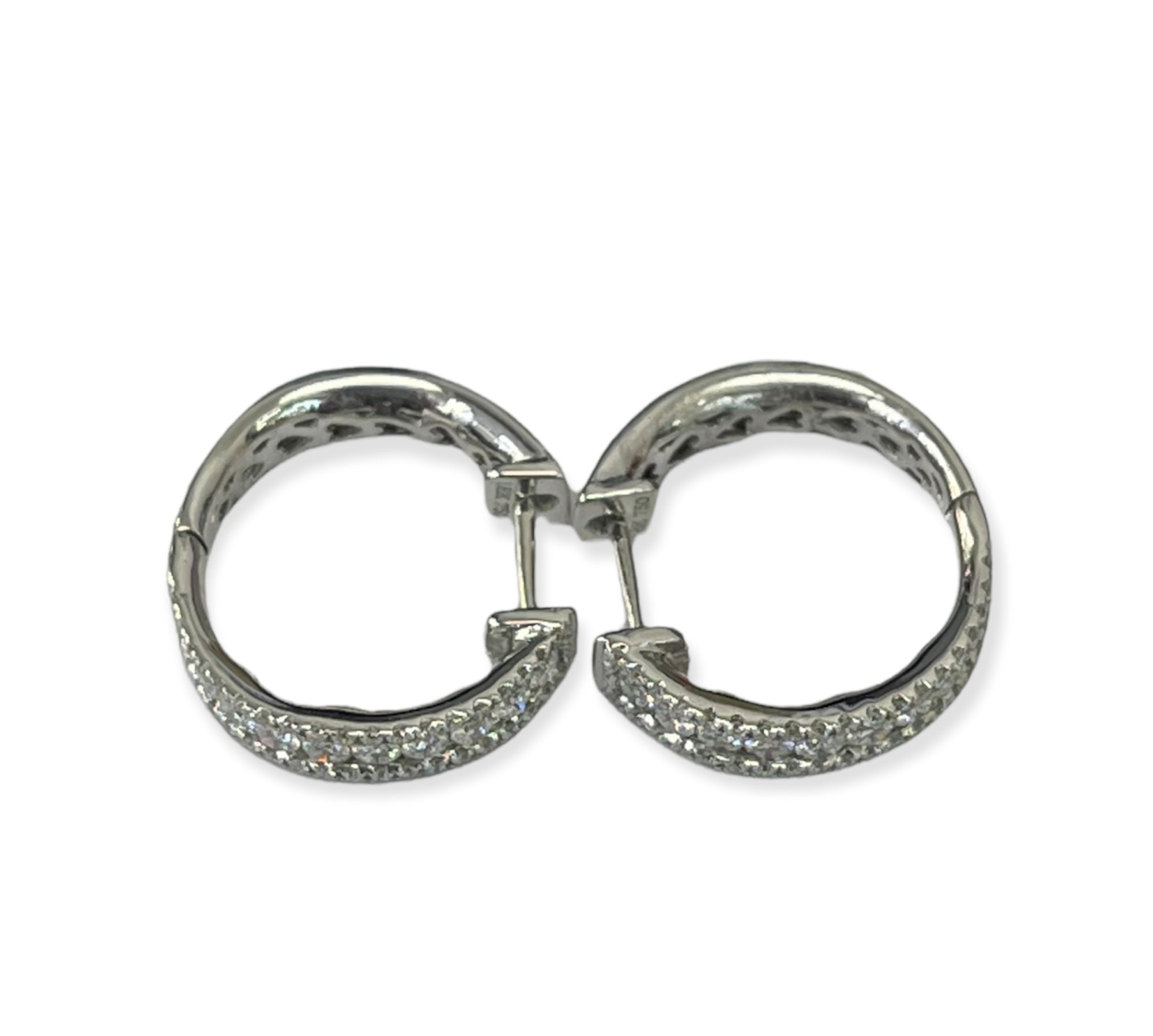 Round Brilliants Huggie Hoop Diamond Earrings White Gold 18kt