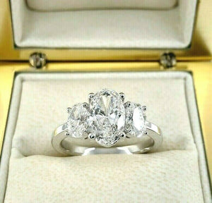 2.34 Carats 3 Oval Diamond Engagement Ring 1.50 Carat GIA D Color Center Stone