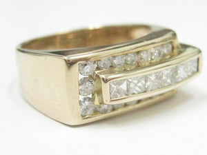 1.24 TCW Women'sRound Brilliant and orincess Cut Diamond Ring Size 7.5 14k YG